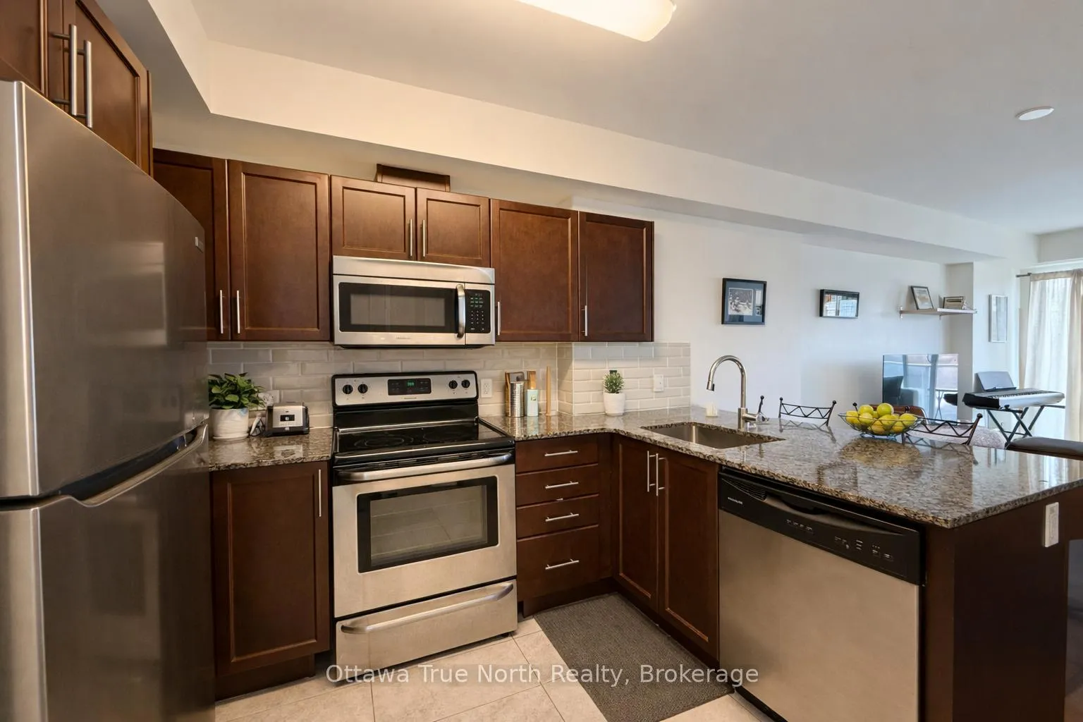 Photo 7 of Unit 903, 195 Besserer Street, Ottawa, Sandy Hill — HOMEH