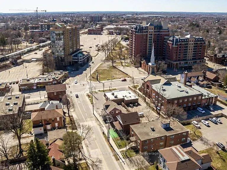 Photo 3 of 8 Church Street E, Brampton, Downtown Brampton — HOMEH