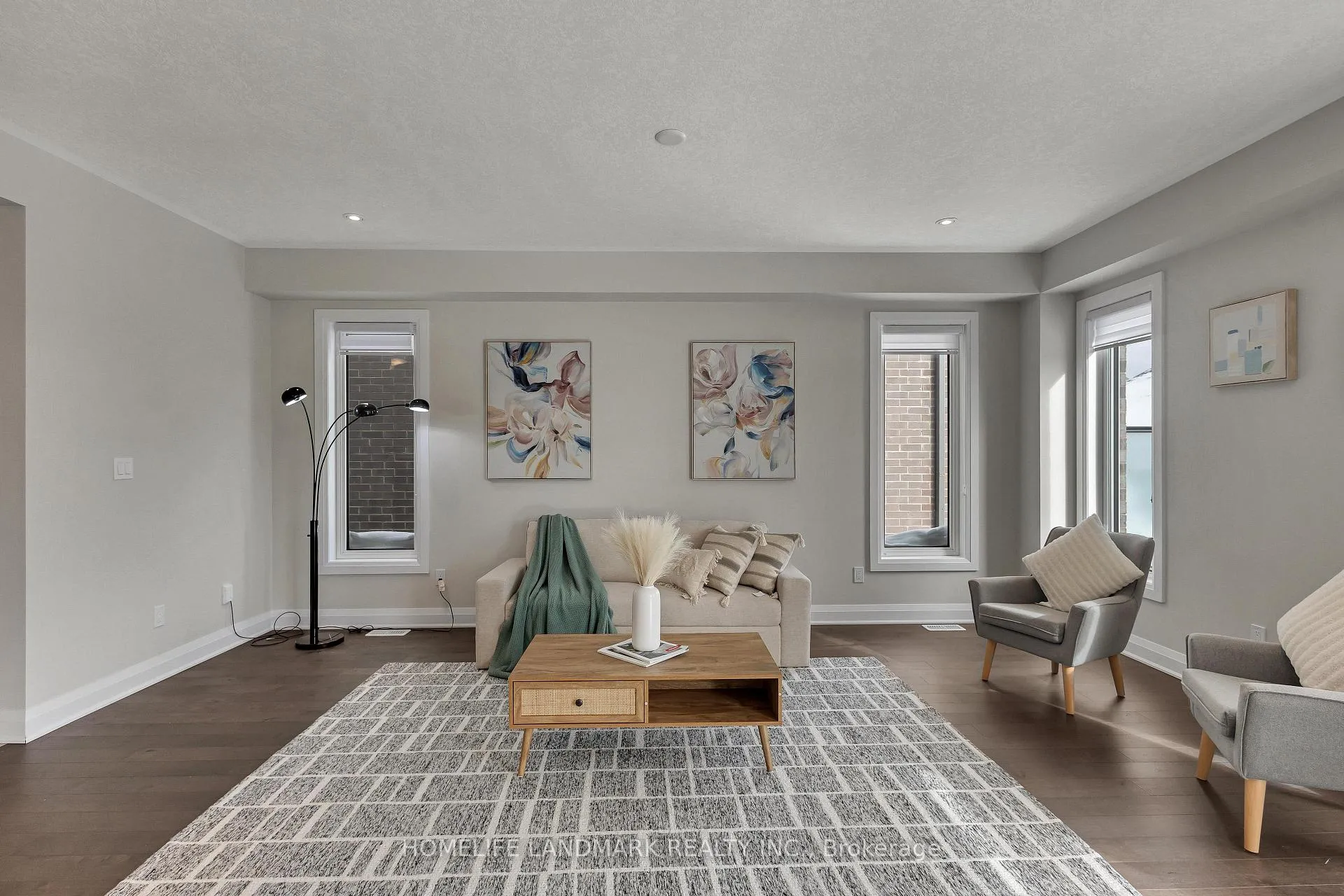Photo 11 of 286 Chokecherry Crescent, Waterloo — HOMEH