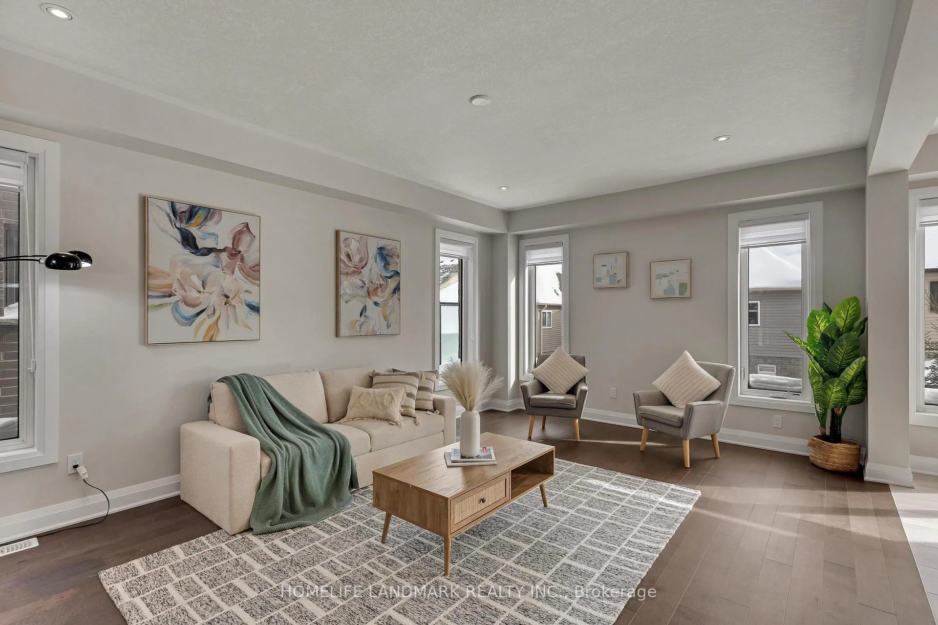 Photo 12 of 286 Chokecherry Crescent, Waterloo — HOMEH