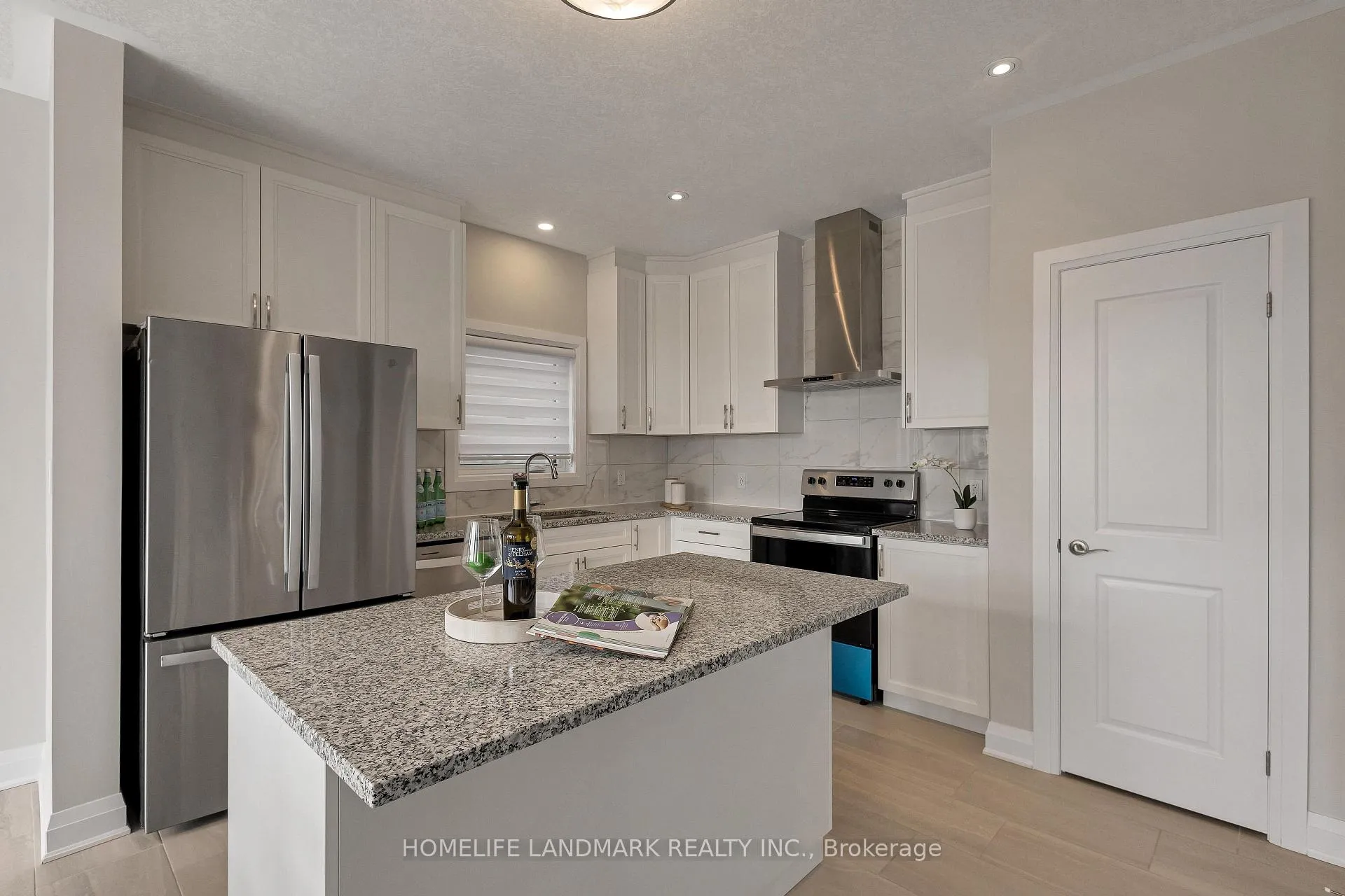 Photo 16 of 286 Chokecherry Crescent, Waterloo — HOMEH