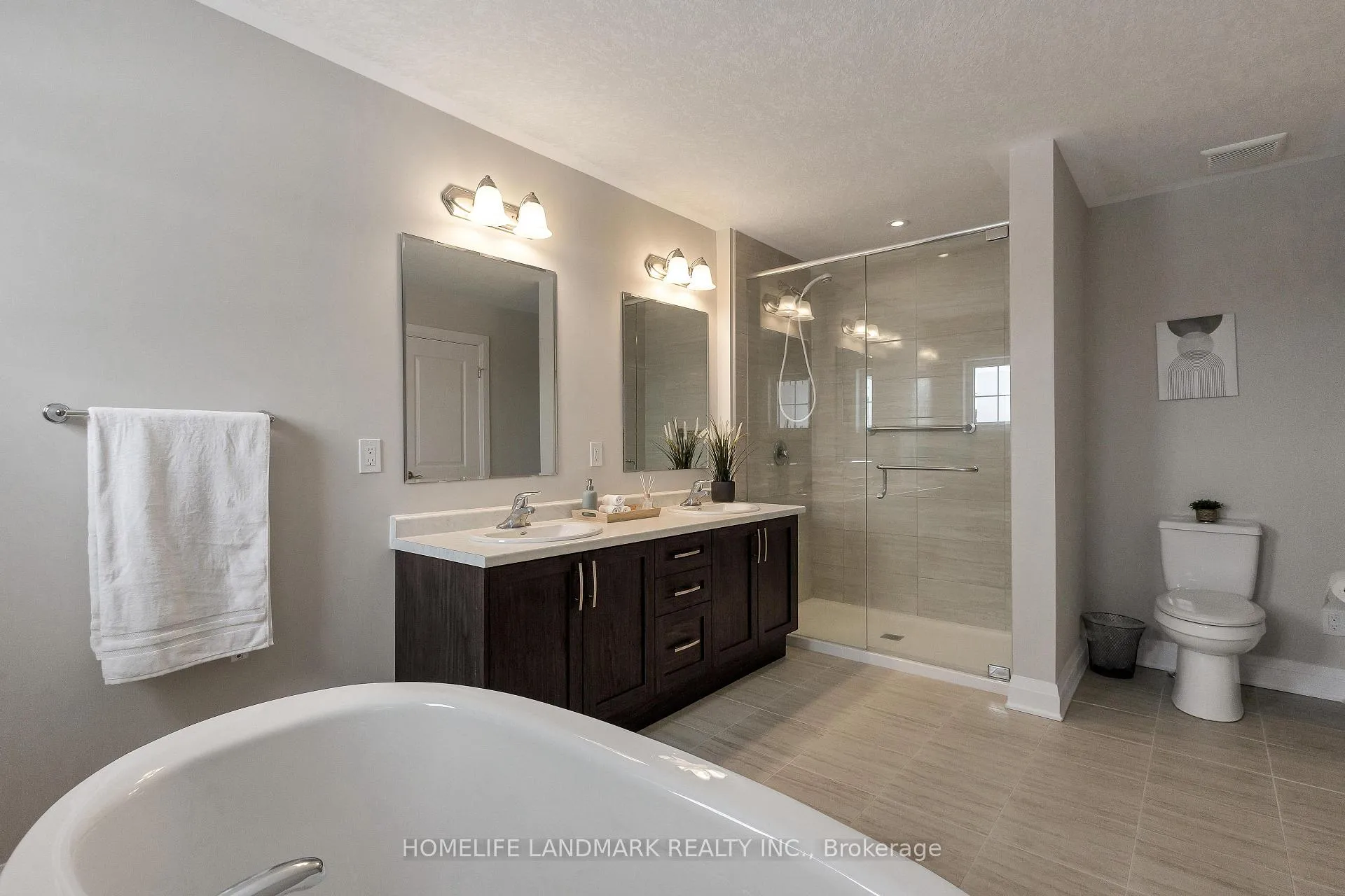 Photo 23 of 286 Chokecherry Crescent, Waterloo — HOMEH