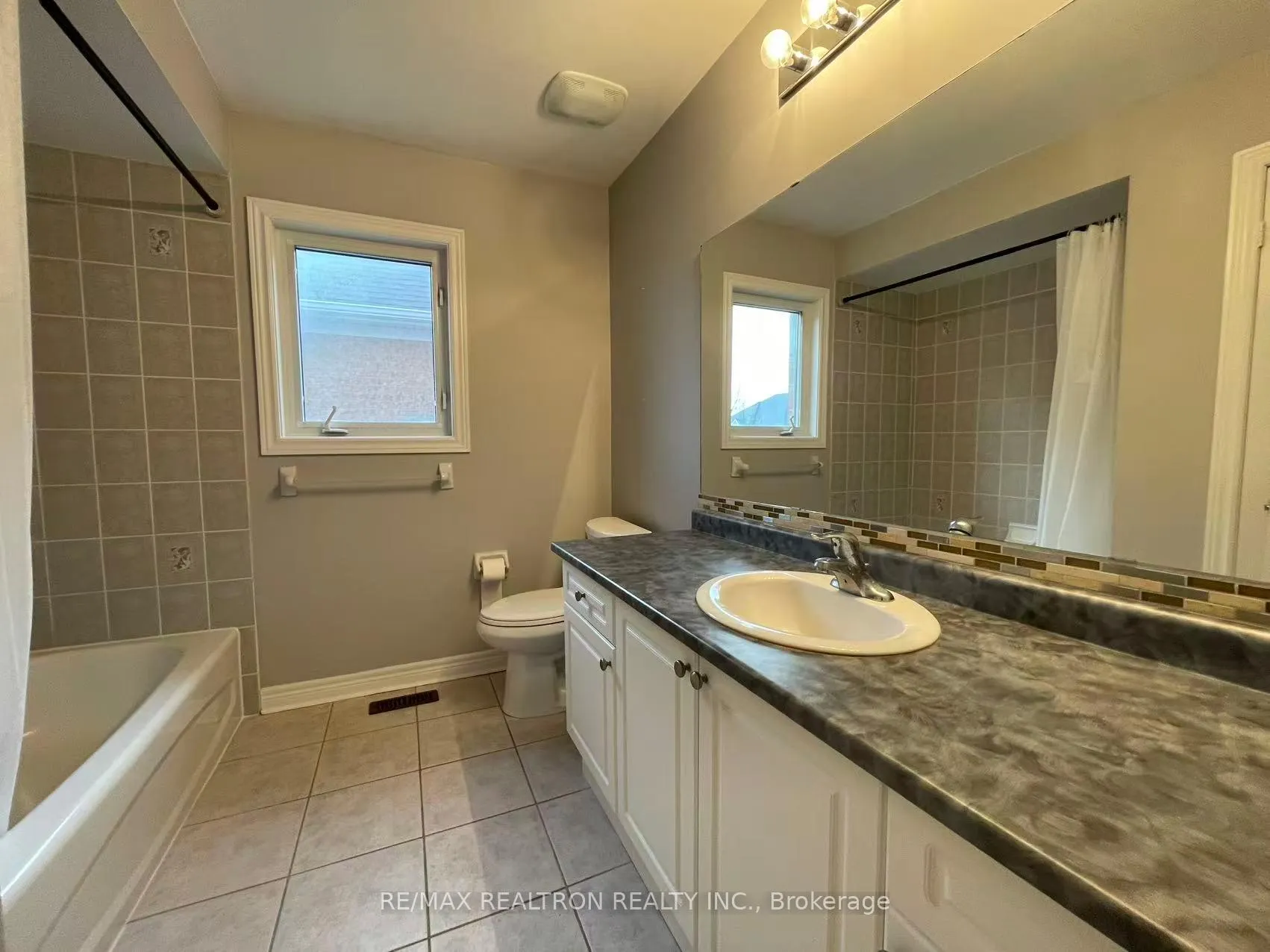 Photo 8 of Unit ROOM A, 20 Ralph Chalmers Avenue, Markham, Wismer — HOMEH