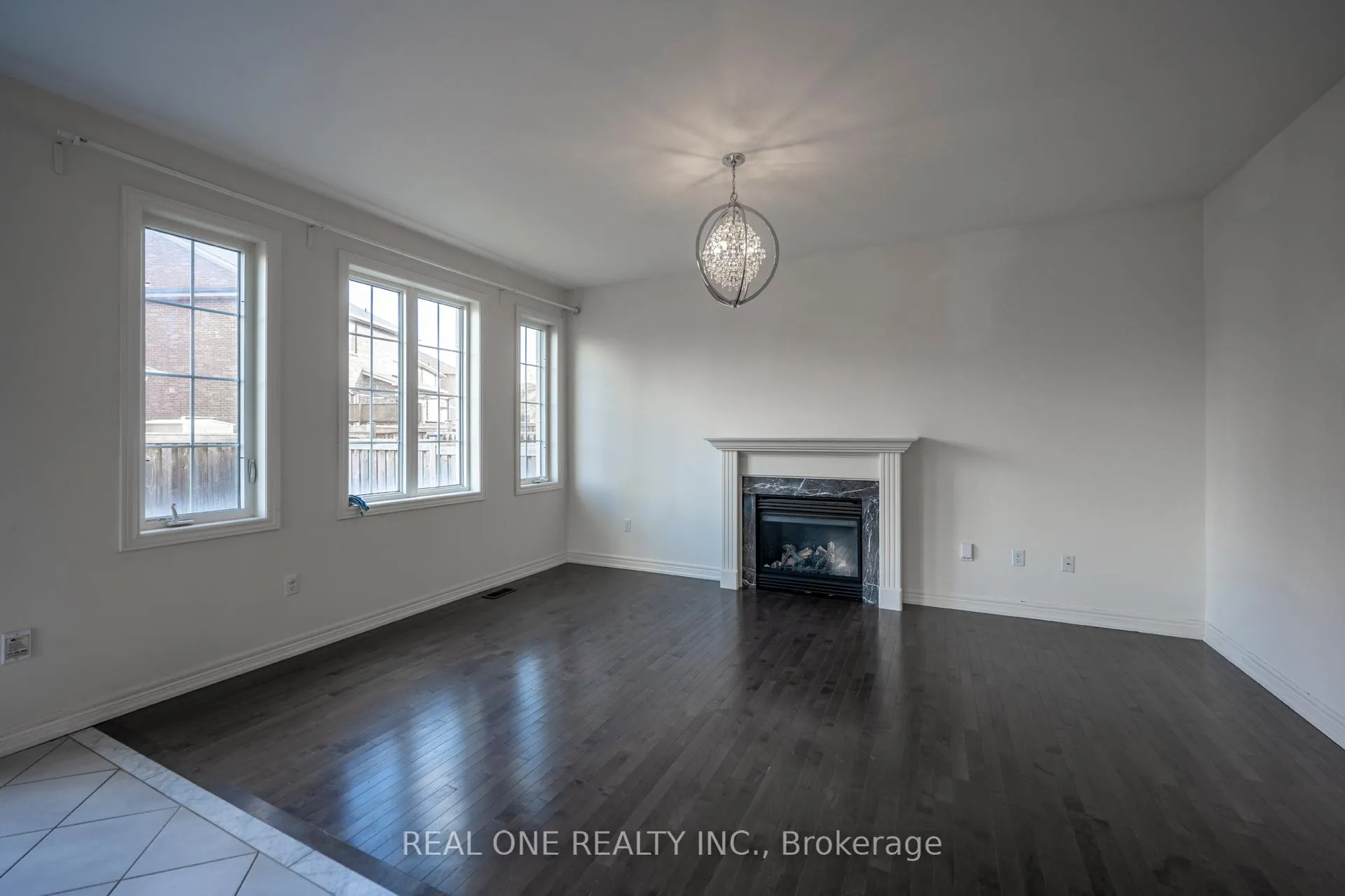 Photo 8 of 1136 Cenotaph Boulevard, Newmarket, Stonehaven-Wyndham — HOMEH