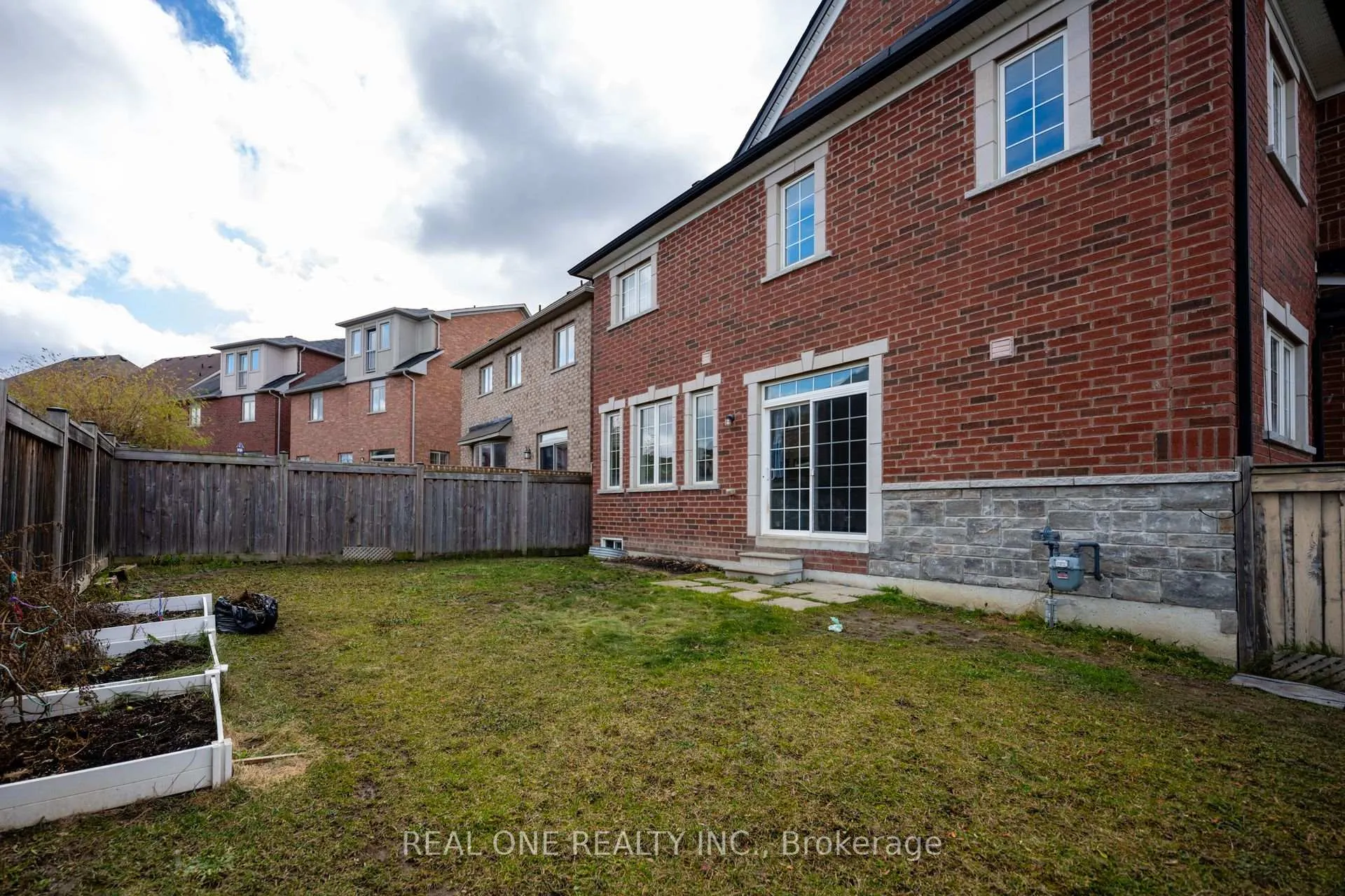 Photo 20 of 1136 Cenotaph Boulevard, Newmarket, Stonehaven-Wyndham — HOMEH