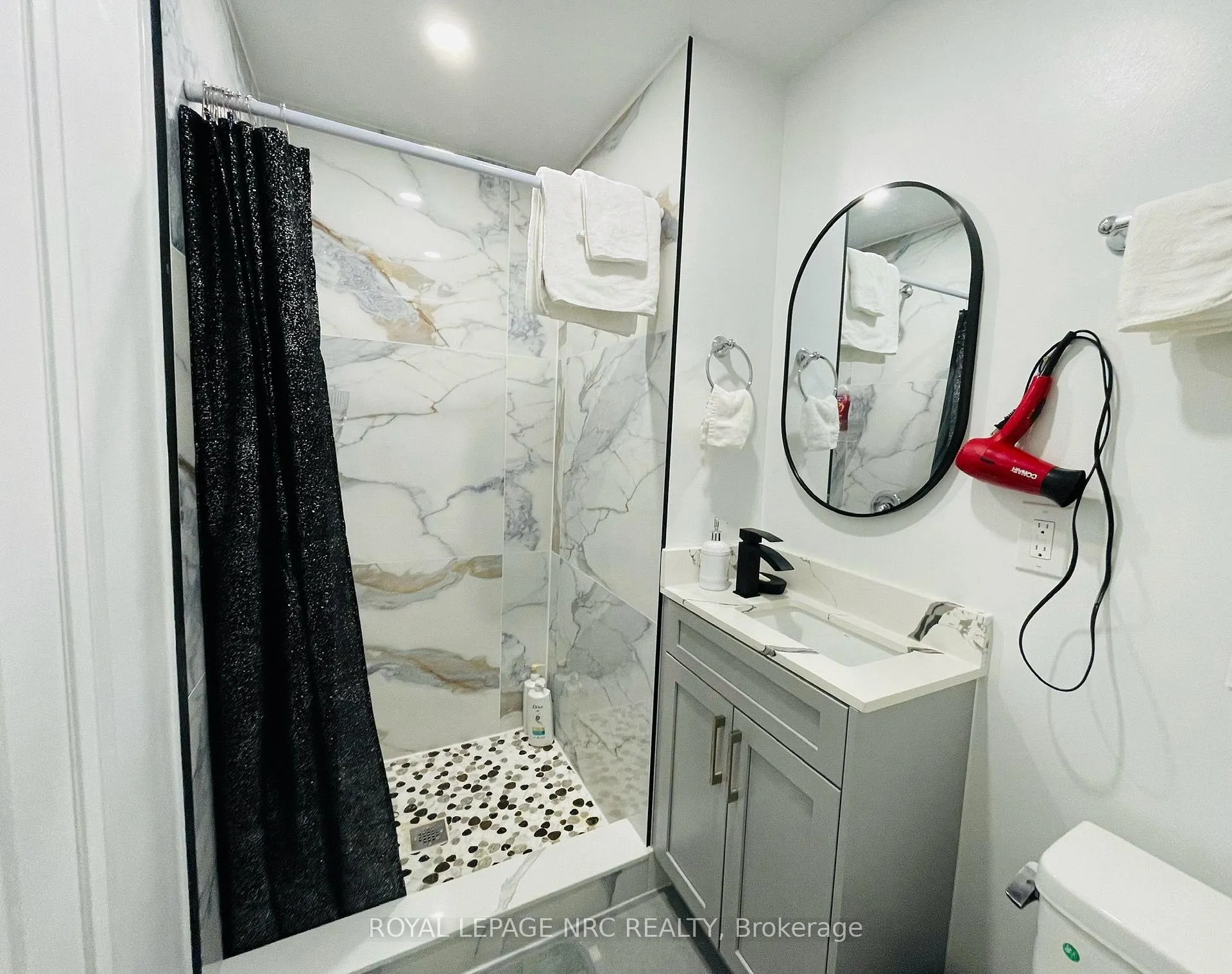 Photo 15 of 5341 River Road, Niagara Falls, Downtown — HOMEH