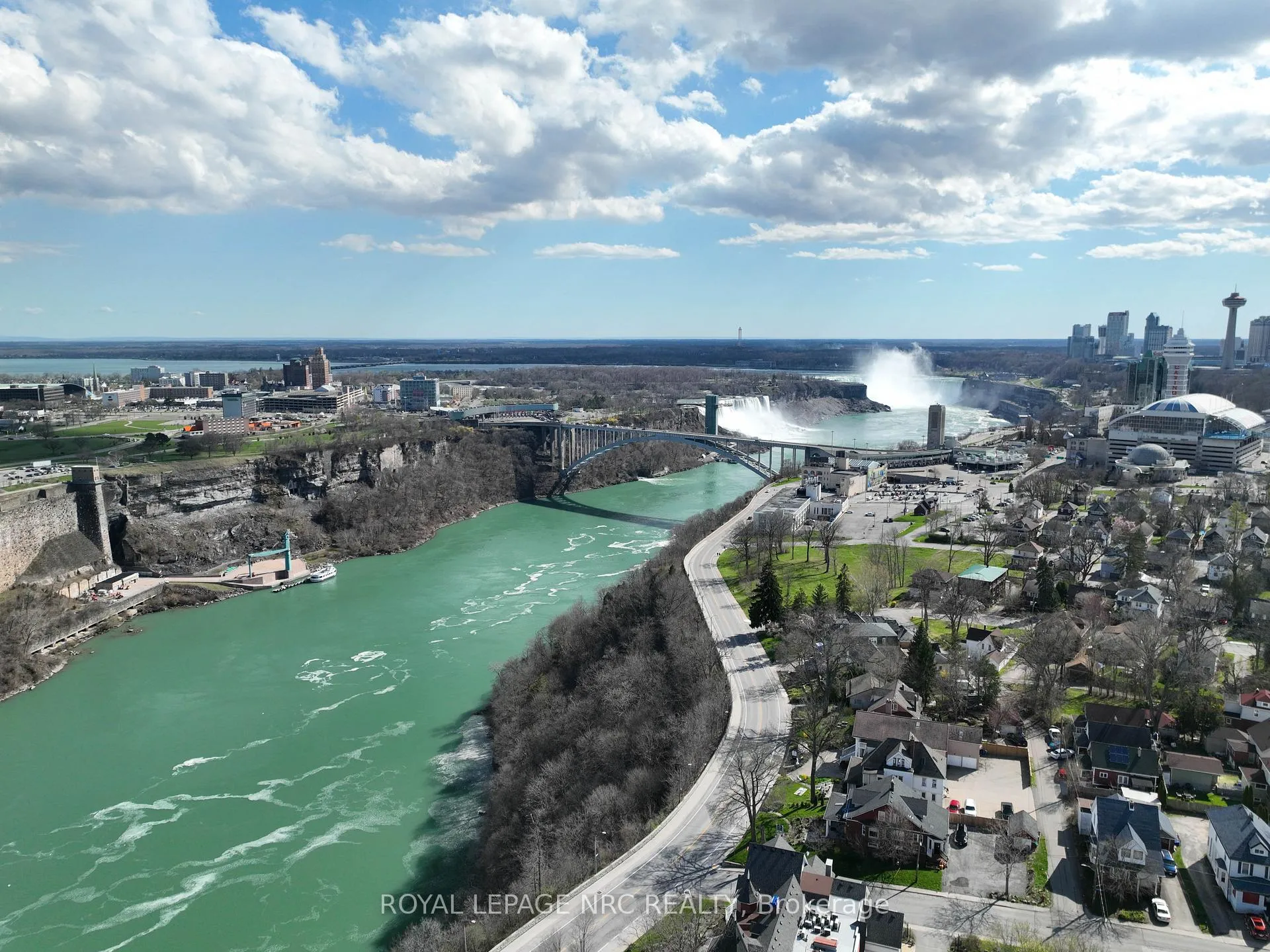 Photo 19 of 5341 River Road, Niagara Falls, Downtown — HOMEH