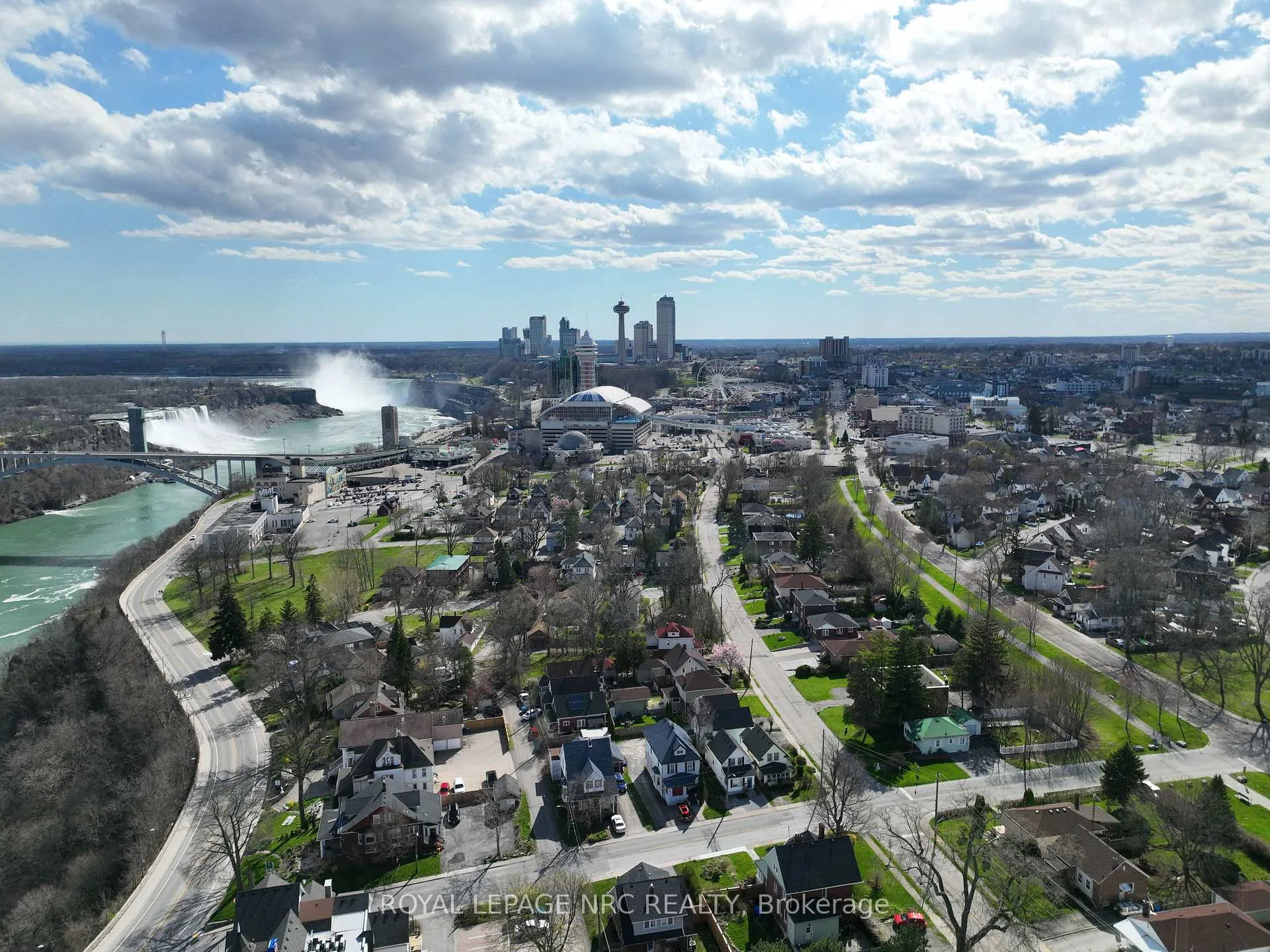 Photo 20 of 5341 River Road, Niagara Falls, Downtown — HOMEH
