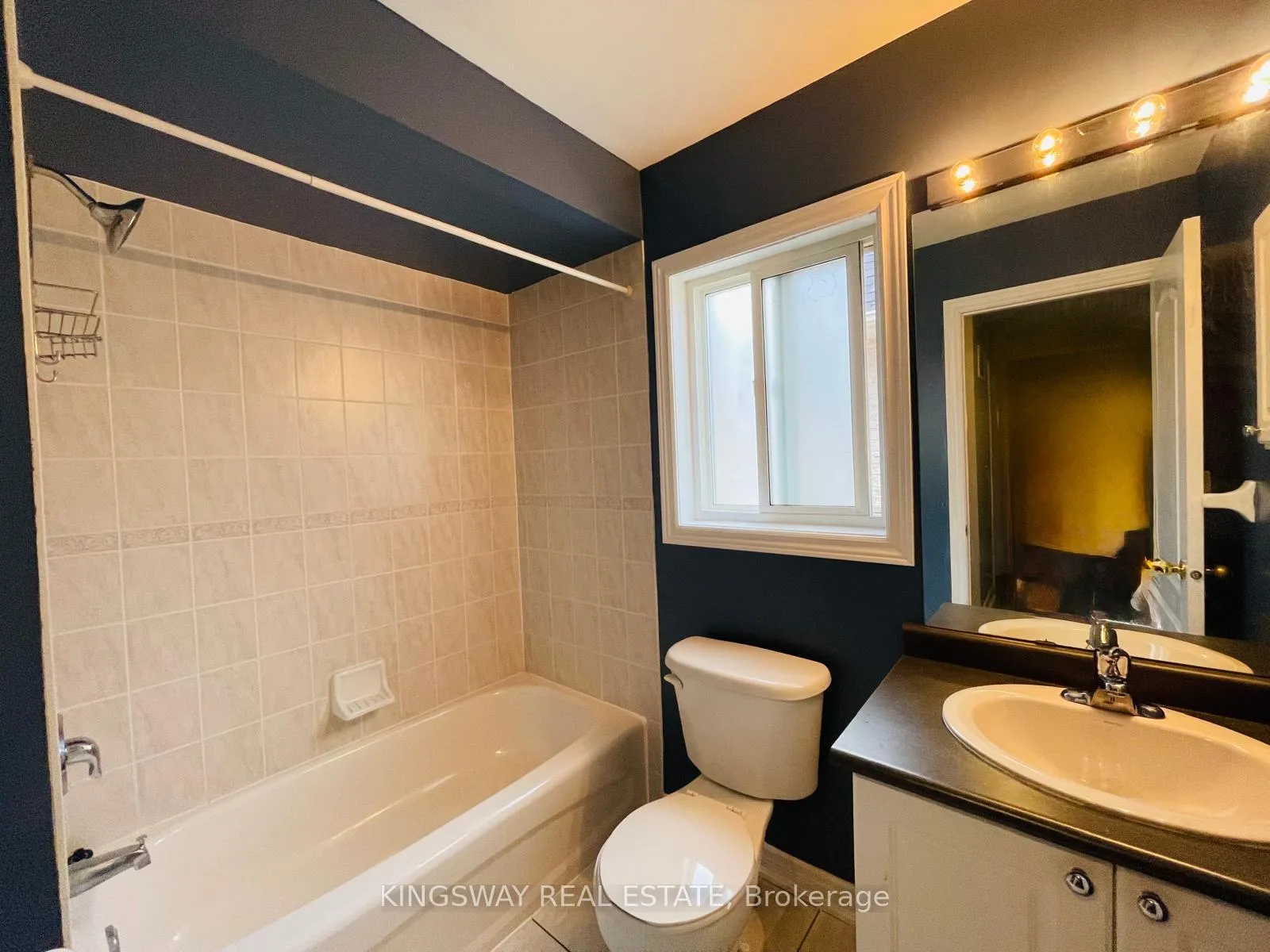 Photo 11 of 406 Black Drive, Milton, Clarke — HOMEH