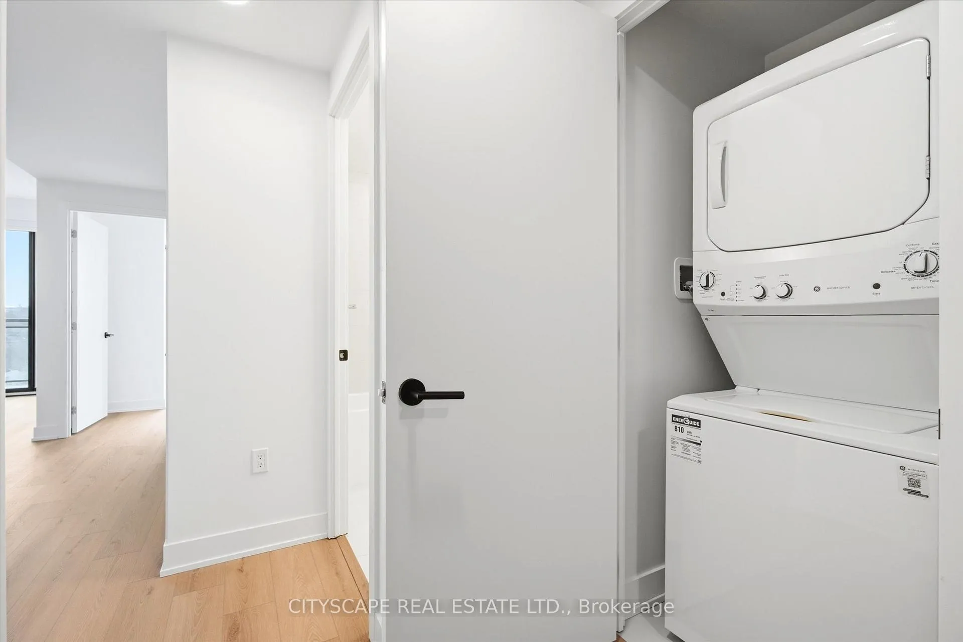 Photo 5 of Unit 701, 758 Dovercourt Road, Toronto, Dovercourt-Wallace Emerson-Junction — HOMEH