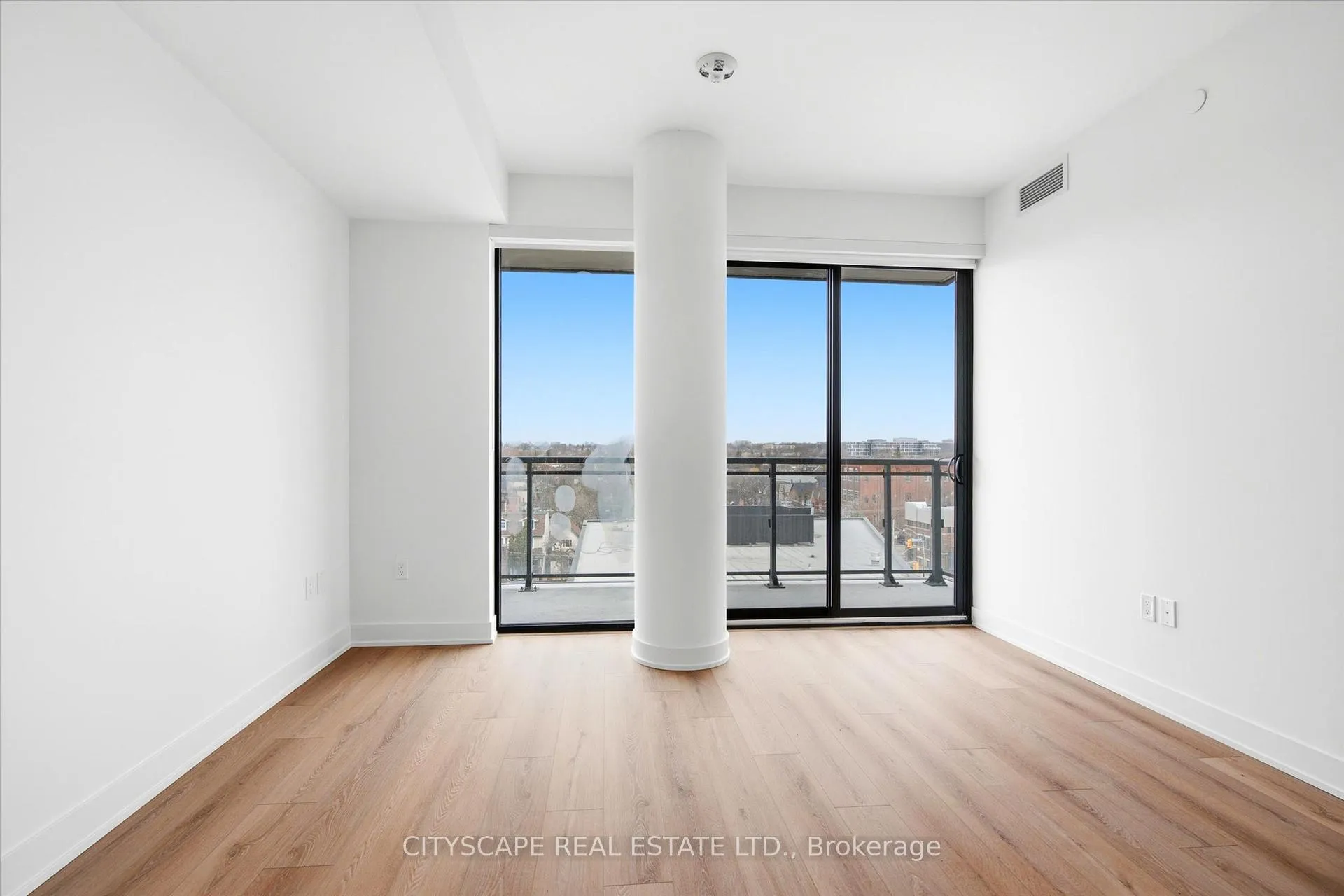 Photo 8 of Unit 701, 758 Dovercourt Road, Toronto, Dovercourt-Wallace Emerson-Junction — HOMEH