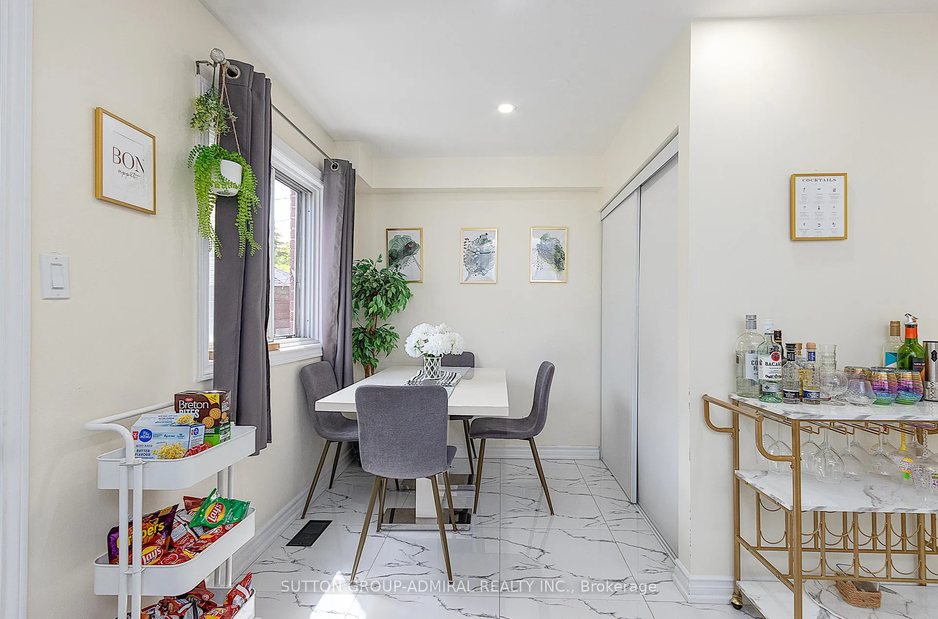 Photo 4 of Unit UPPER, 839 Modlin Road, Pickering, Bay Ridges — HOMEH