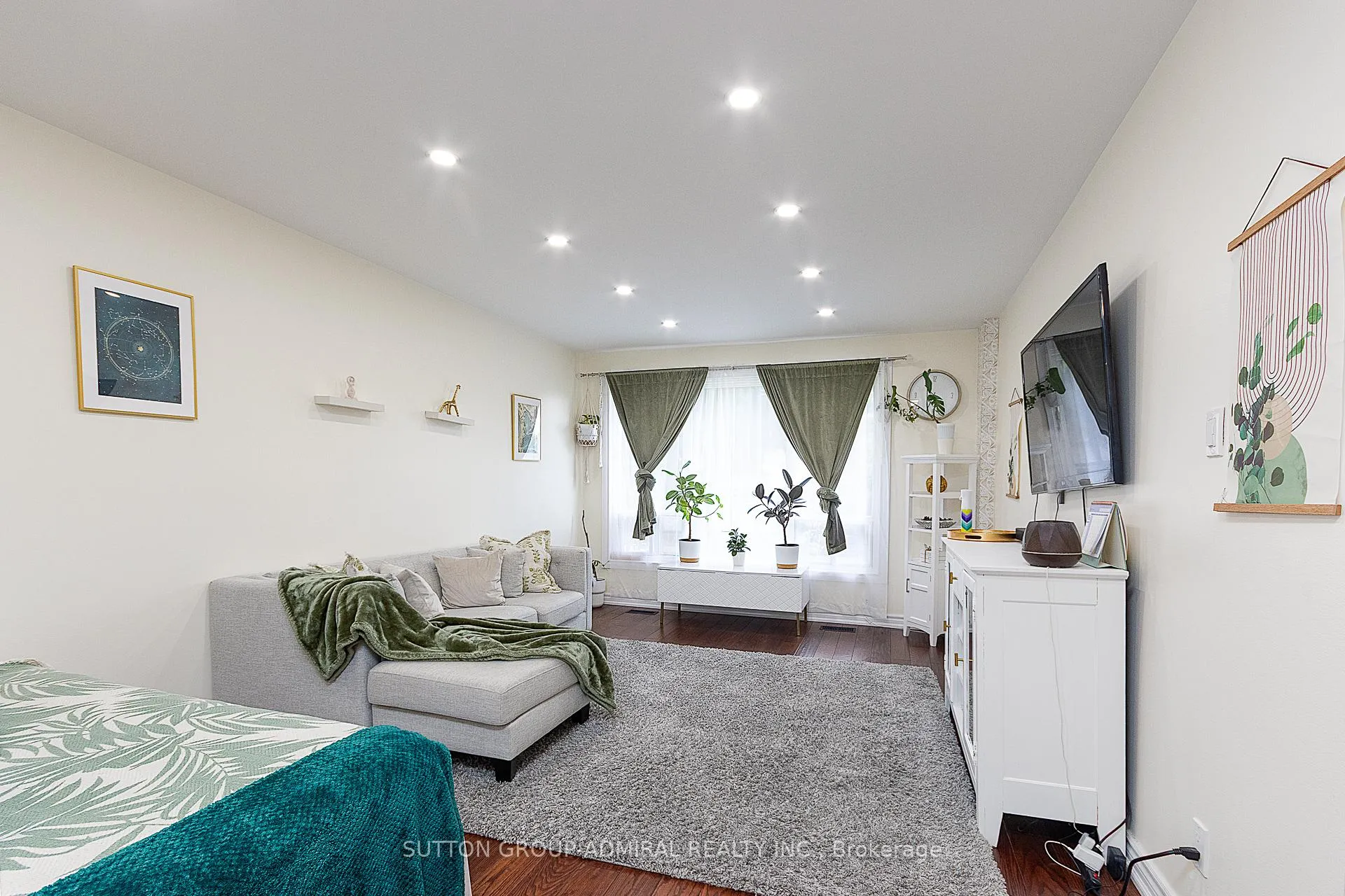 Photo 5 of Unit UPPER, 839 Modlin Road, Pickering, Bay Ridges — HOMEH