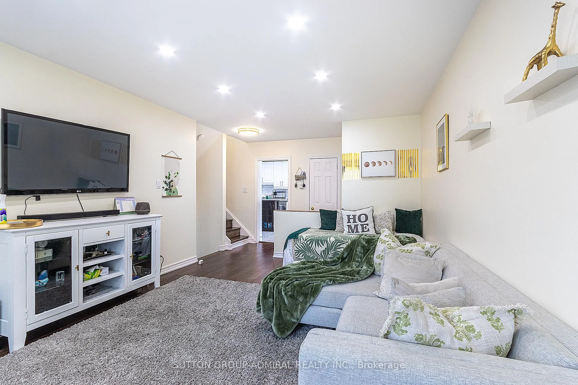 Photo 7 of Unit UPPER, 839 Modlin Road, Pickering, Bay Ridges — HOMEH