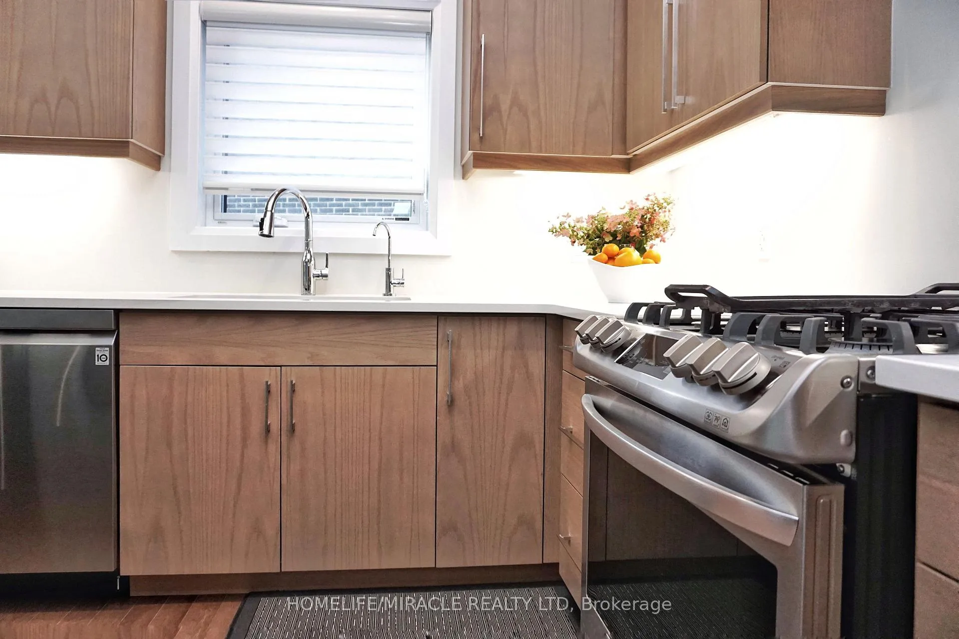 Photo 26 of 63 Ian Ormston Drive, Kitchener, Doon South — HOMEH