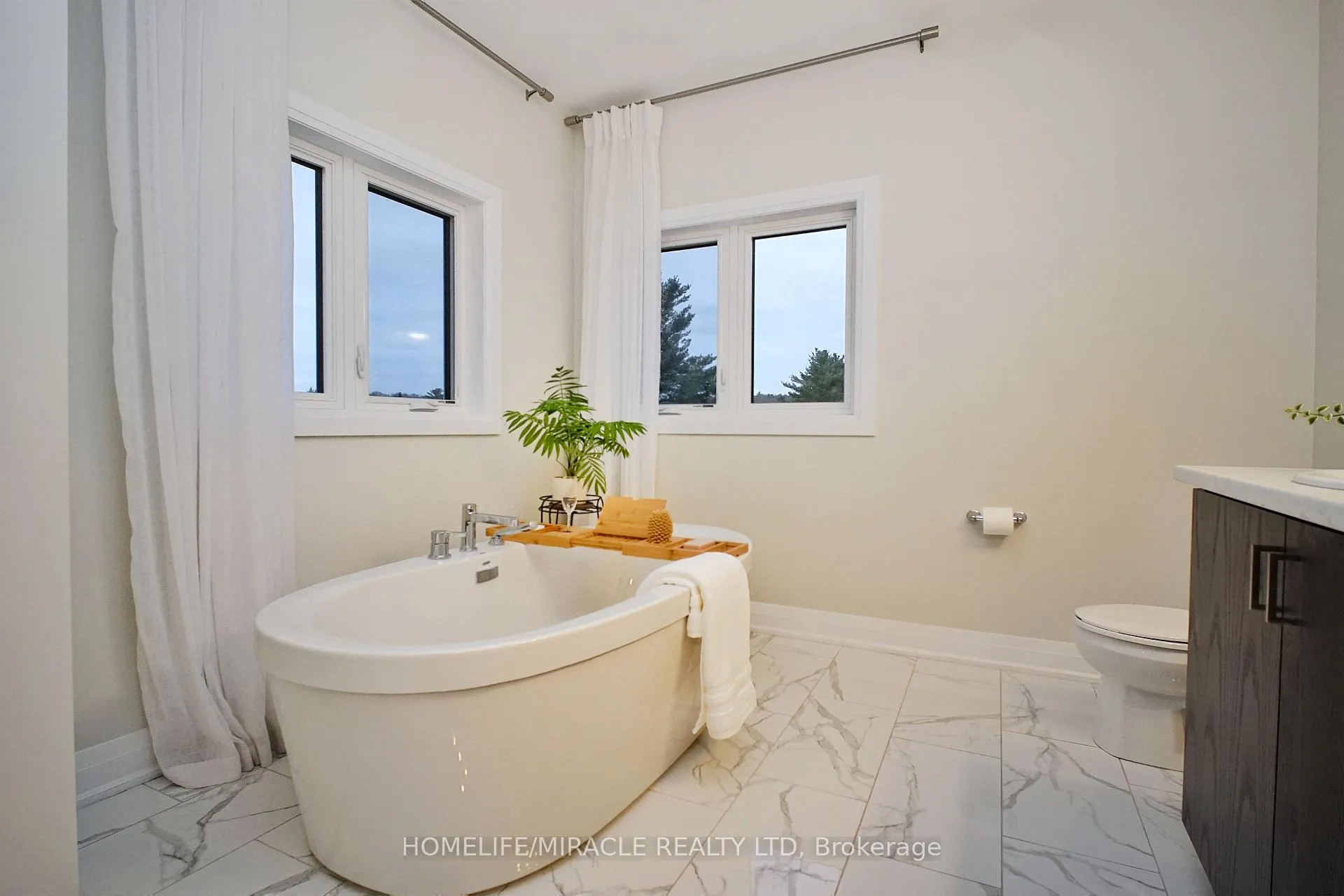 Photo 41 of 63 Ian Ormston Drive, Kitchener, Doon South — HOMEH