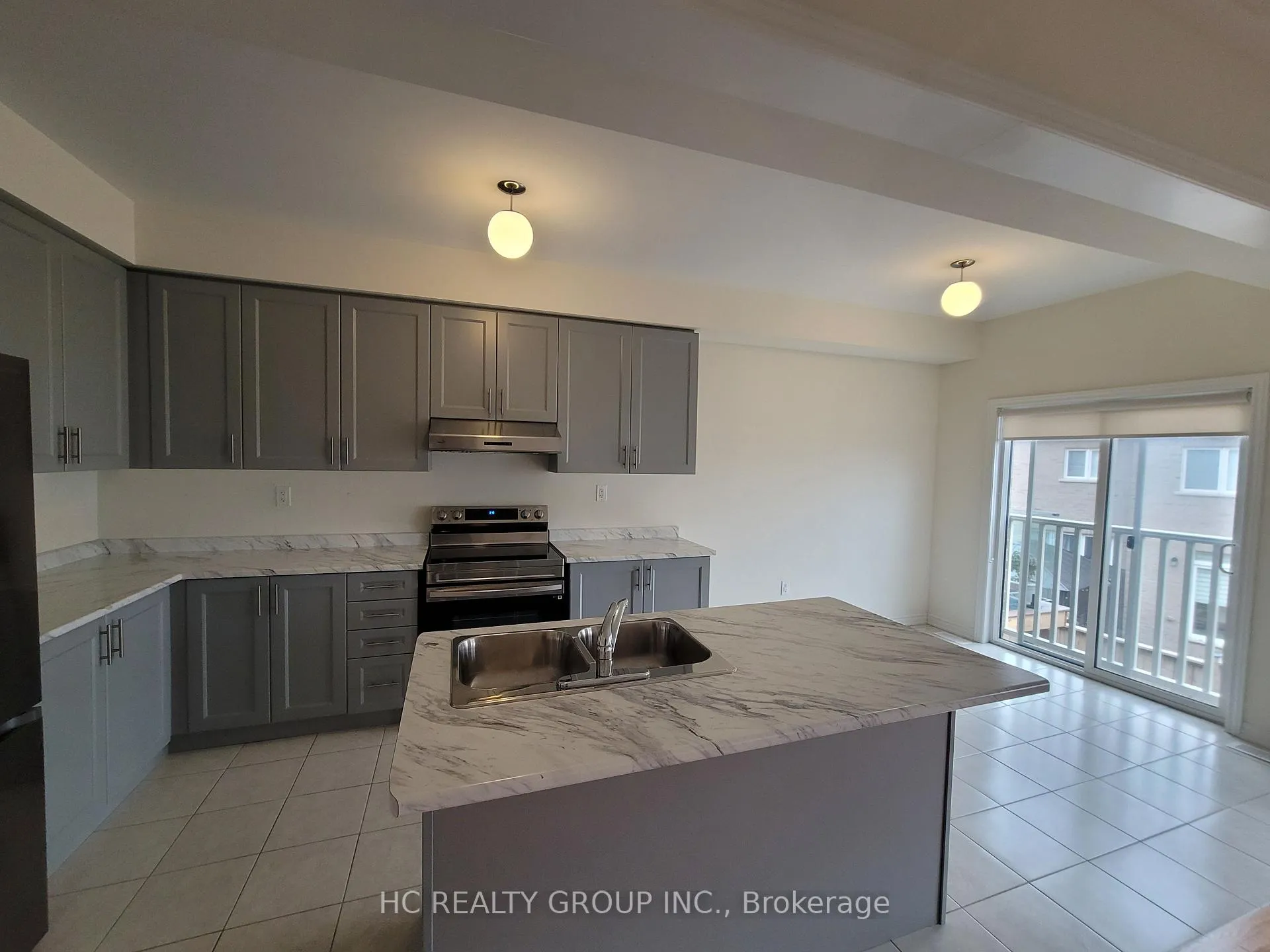 Photo 5 of 1135 Azalea Avenue, Pickering, Rural Pickering — HOMEH