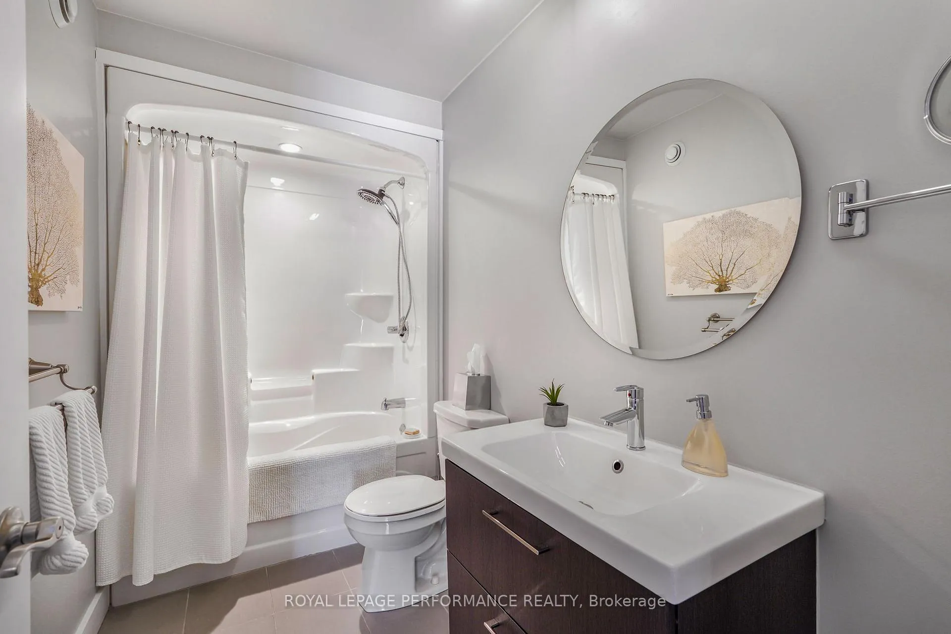 Photo 20 of 26 Jacquot Street N, Champlain, Champlain Twp — HOMEH