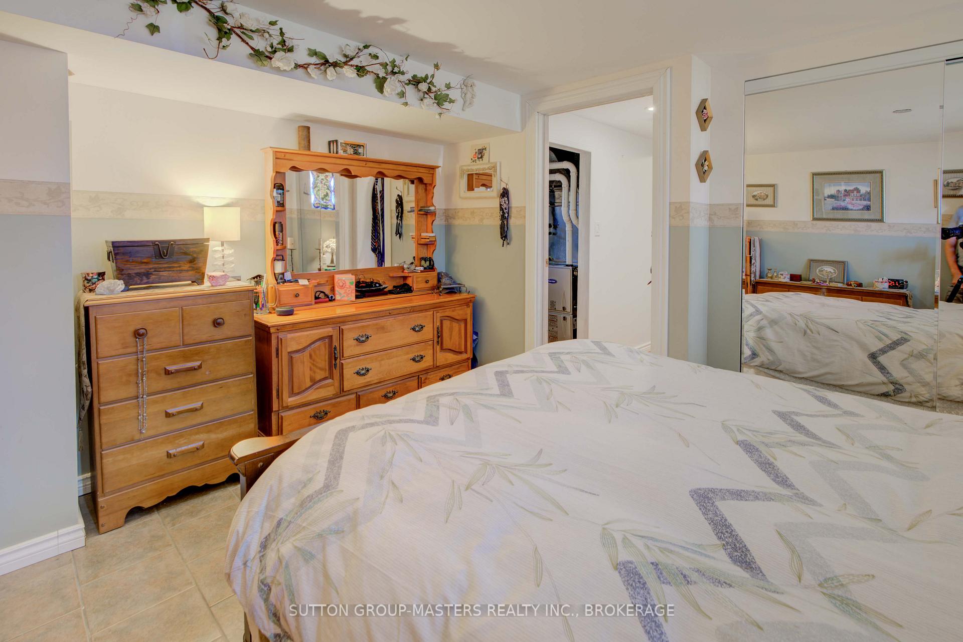 Photo 27 of 126 Chesterfield Drive, Loyalist, Amherstview — HOMEH