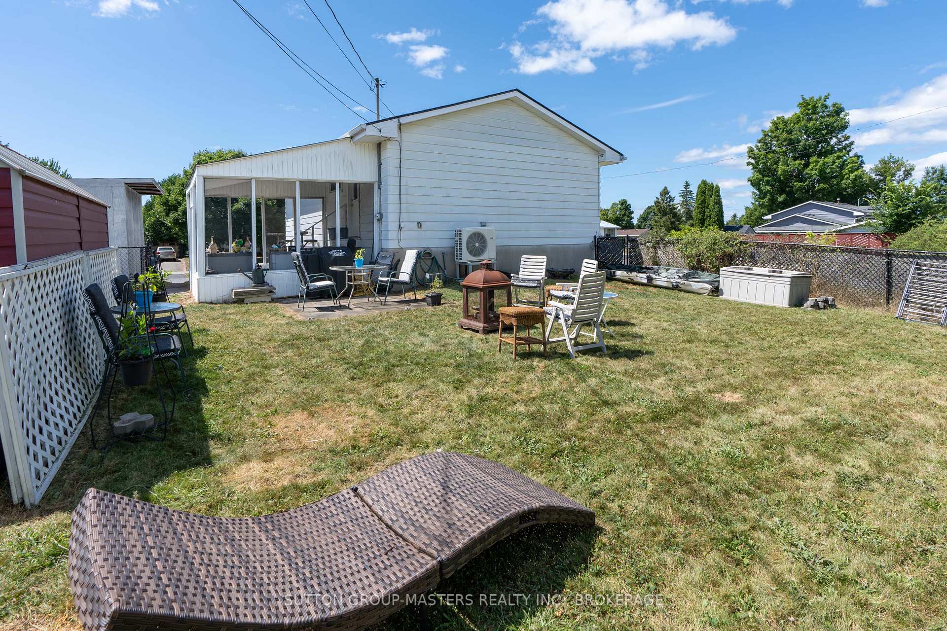 Photo 33 of 126 Chesterfield Drive, Loyalist, Amherstview — HOMEH