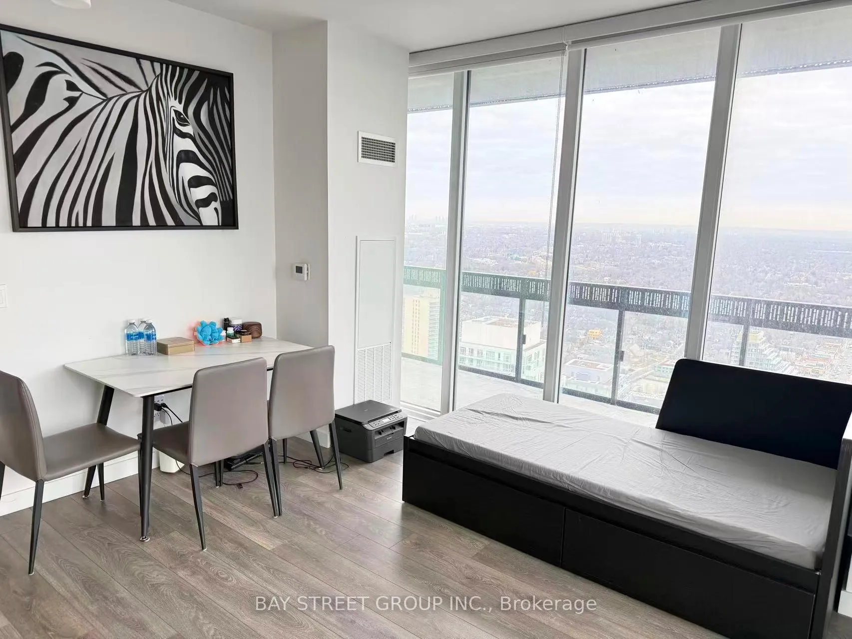 Photo 10 of Unit 4508, 8 Eglinton Avenue E, Toronto, Mount Pleasant West — HOMEH