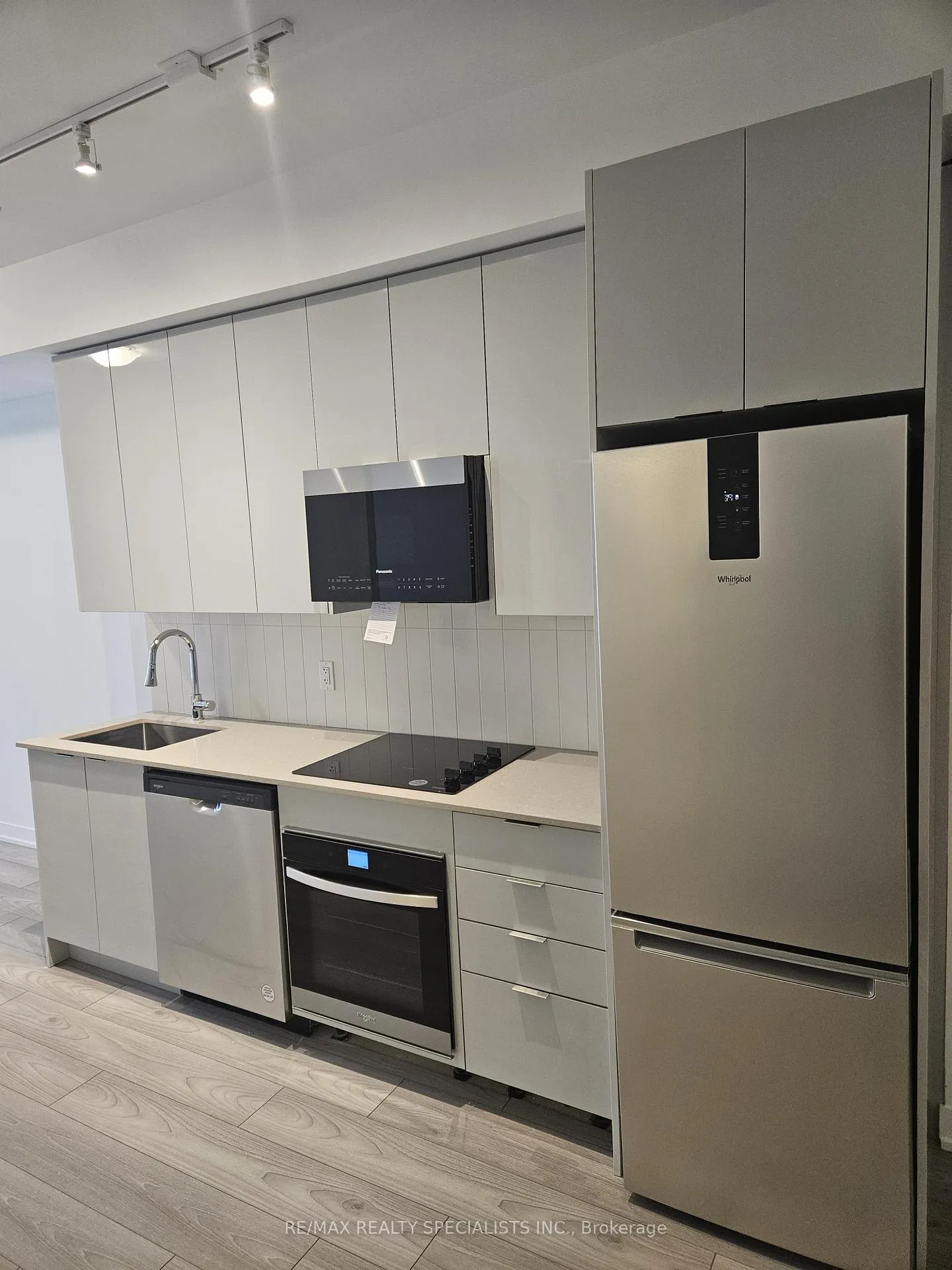 Photo 4 of Unit 2131, 498 Caldari Road, Vaughan, Concord — HOMEH