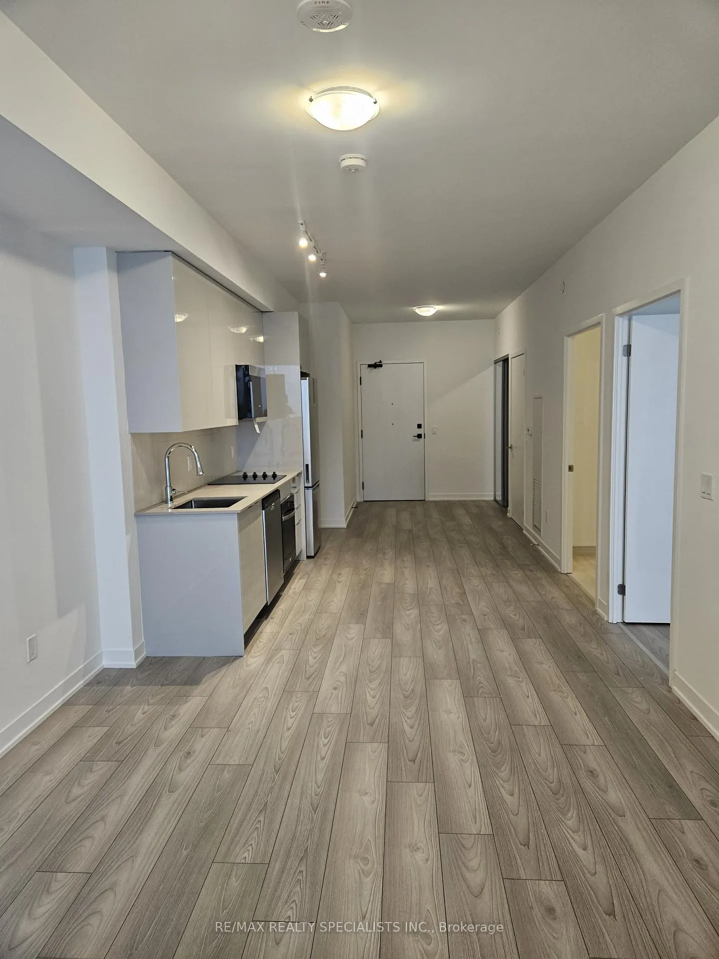 Photo 5 of Unit 2131, 498 Caldari Road, Vaughan, Concord — HOMEH
