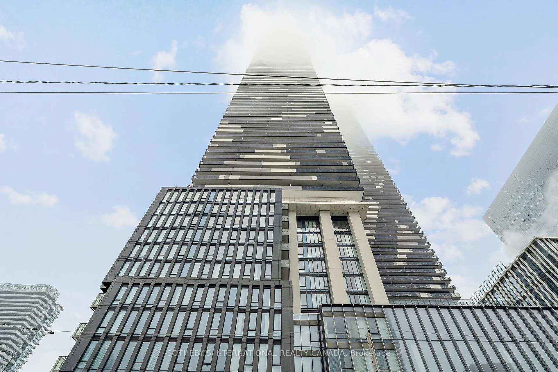 Front of Unit 5105, 55 Cooper Street