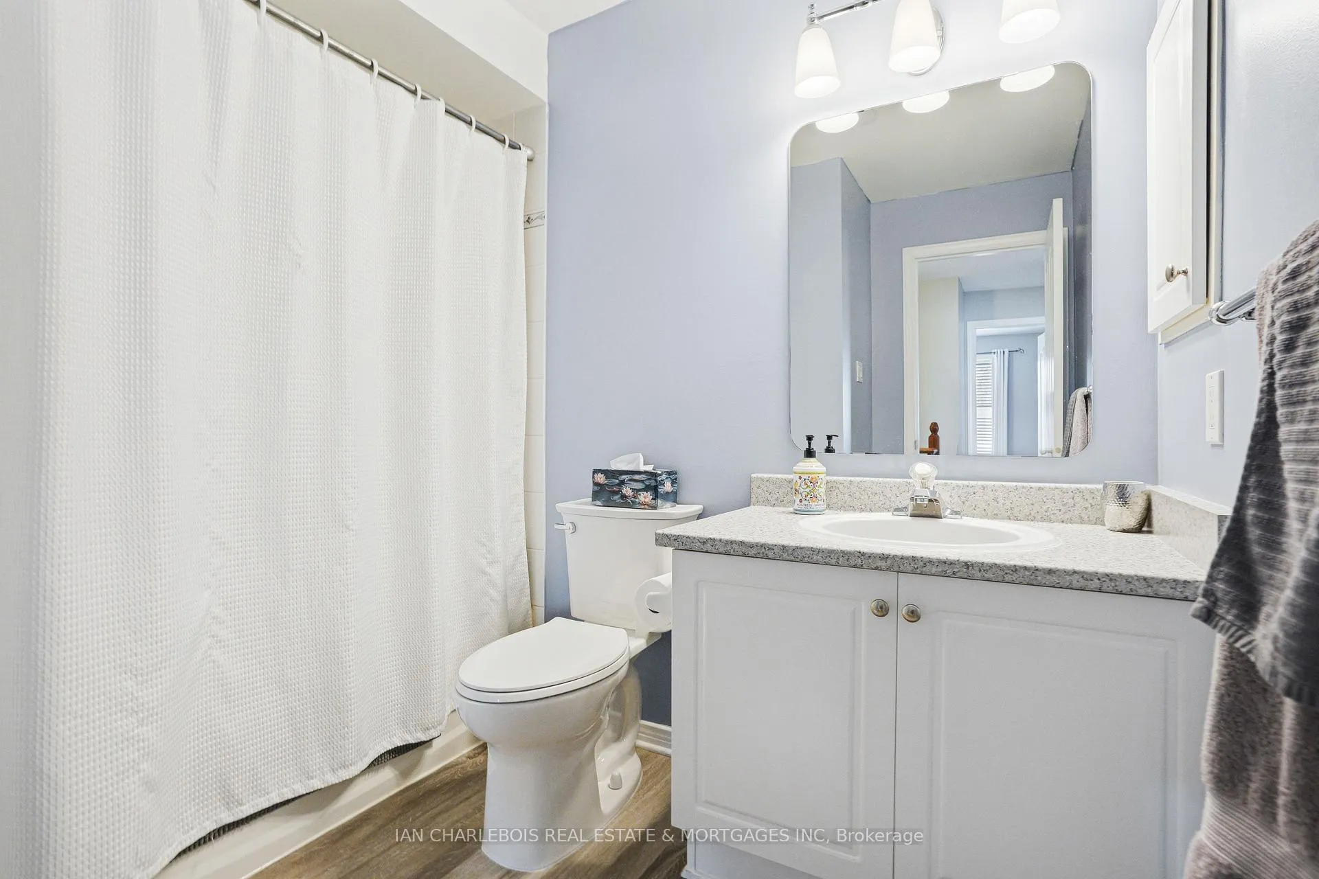 Photo 18 of 907 Markwick Crescent, Ottawa, Notting Hill/Summerside — HOMEH