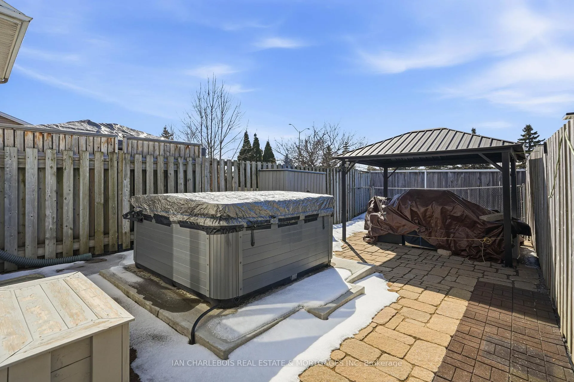 Photo 32 of 907 Markwick Crescent, Ottawa, Notting Hill/Summerside — HOMEH