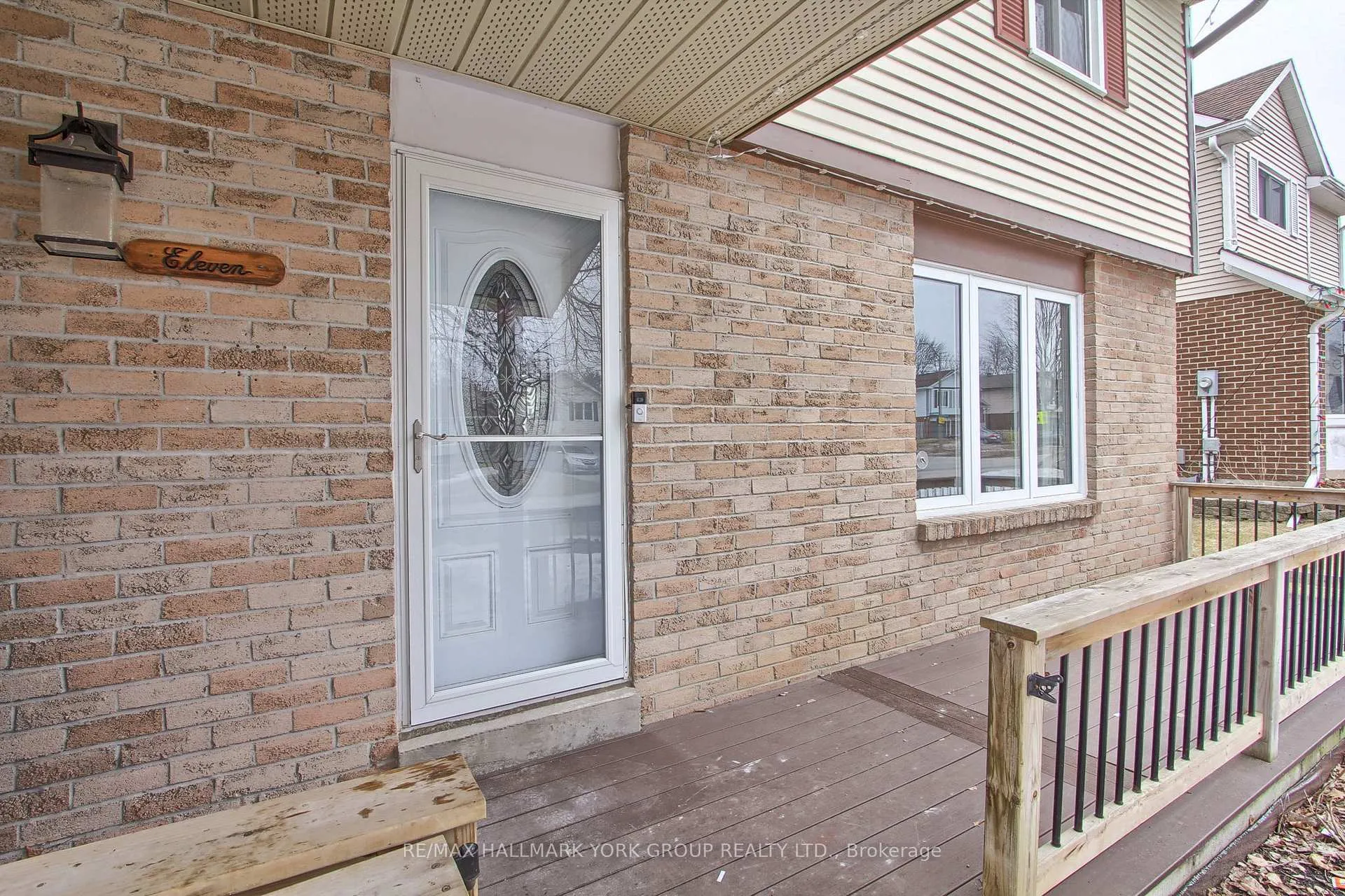Photo 4 of 11 Shelley Lane, Barrie, Letitia Heights — HOMEH