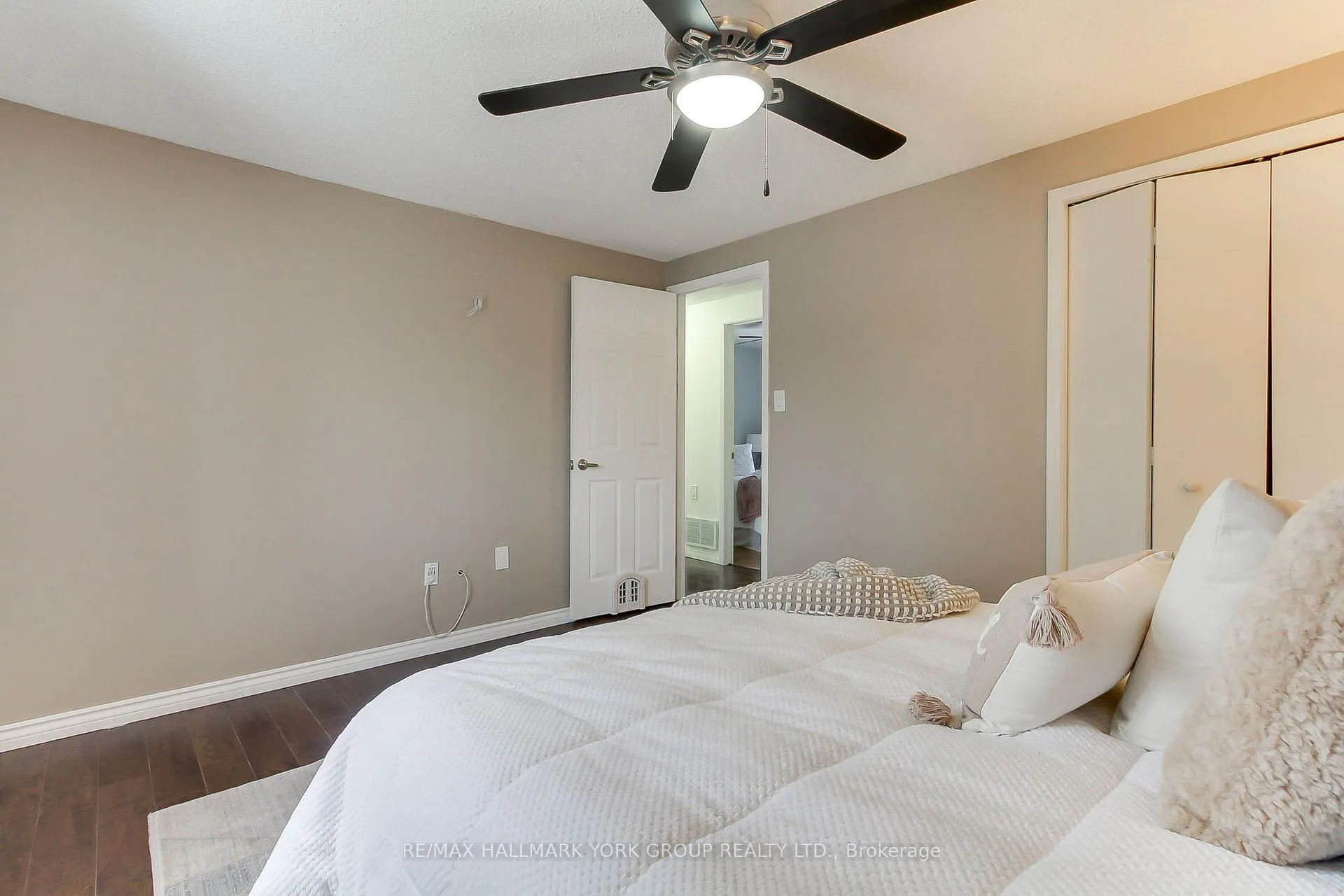 Photo 28 of 11 Shelley Lane, Barrie, Letitia Heights — HOMEH