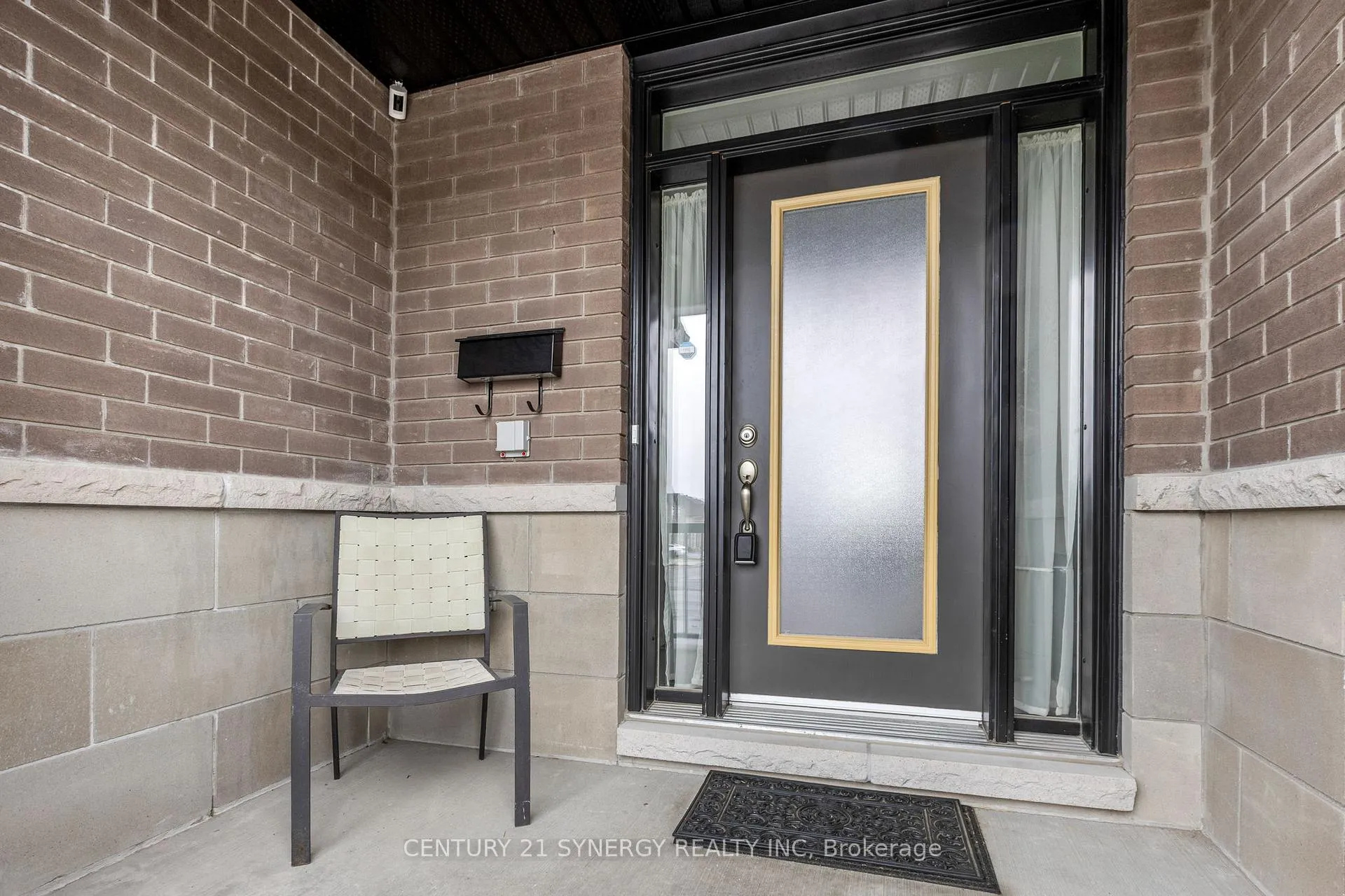 Photo 3 of 463 Fernside Street, Ottawa, Leitrim — HOMEH