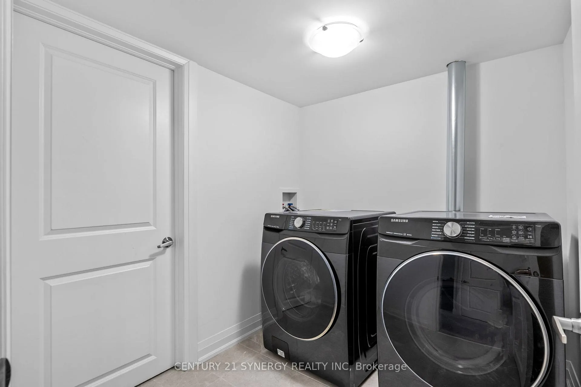 Photo 37 of 463 Fernside Street, Ottawa, Leitrim — HOMEH