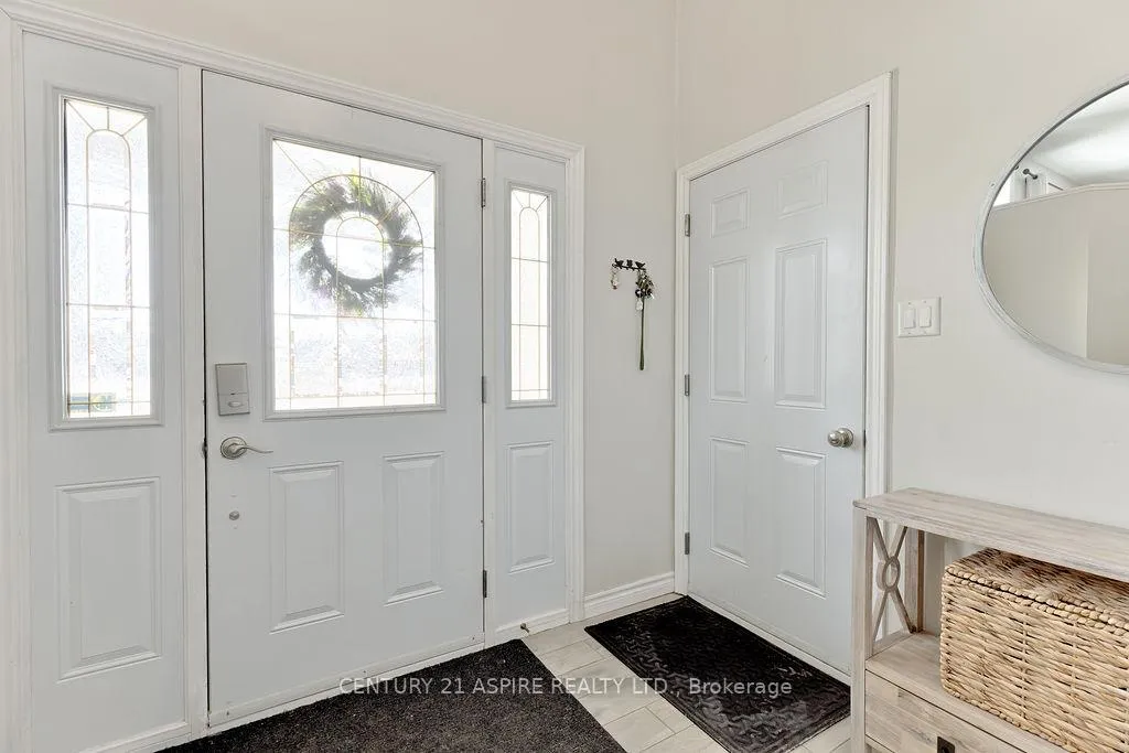 Photo 3 of 32 Highland Park Drive, Petawawa — HOMEH