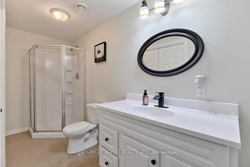Photo 23 of 32 Highland Park Drive, Petawawa — HOMEH