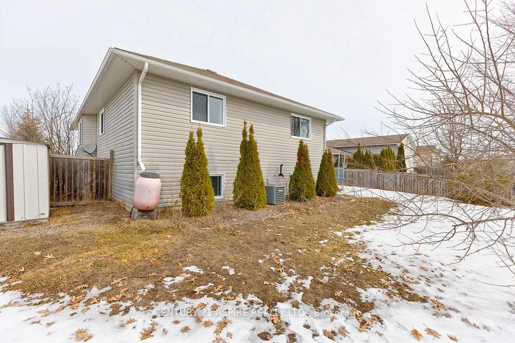 Photo 39 of 32 Highland Park Drive, Petawawa — HOMEH