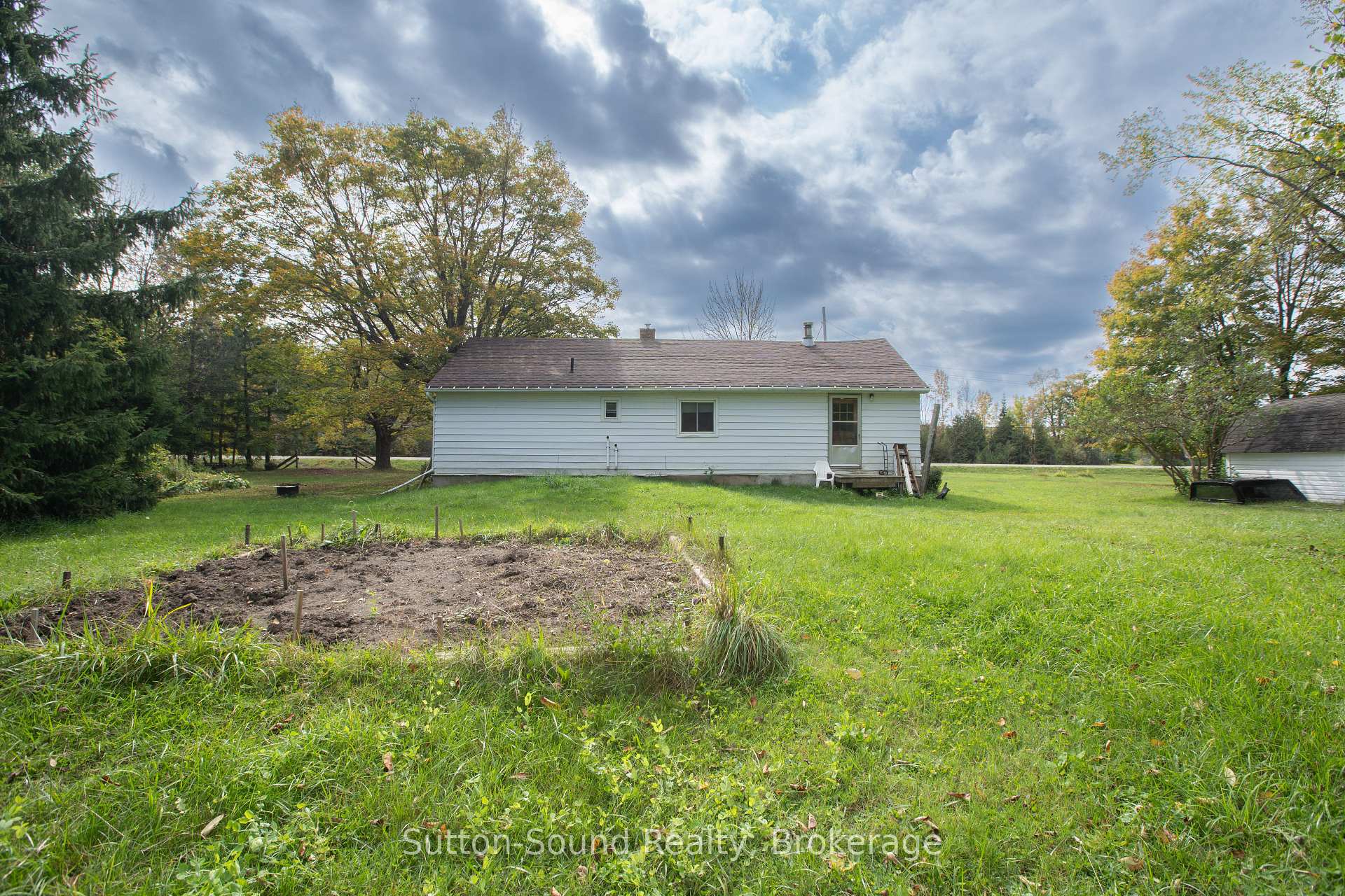 Photo 40 of 204521 Highway 26, Meaford — HOMEH