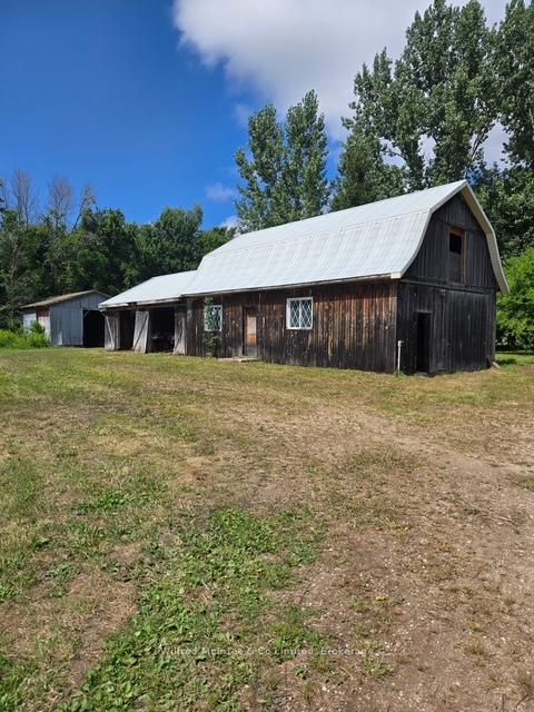 Photo 5 of 664 Concession 2, Kincardine — HOMEH