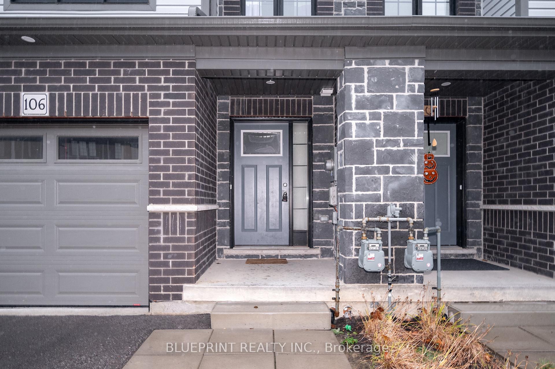 Photo 2 of 106 Woodedge Circle, Kitchener — HOMEH