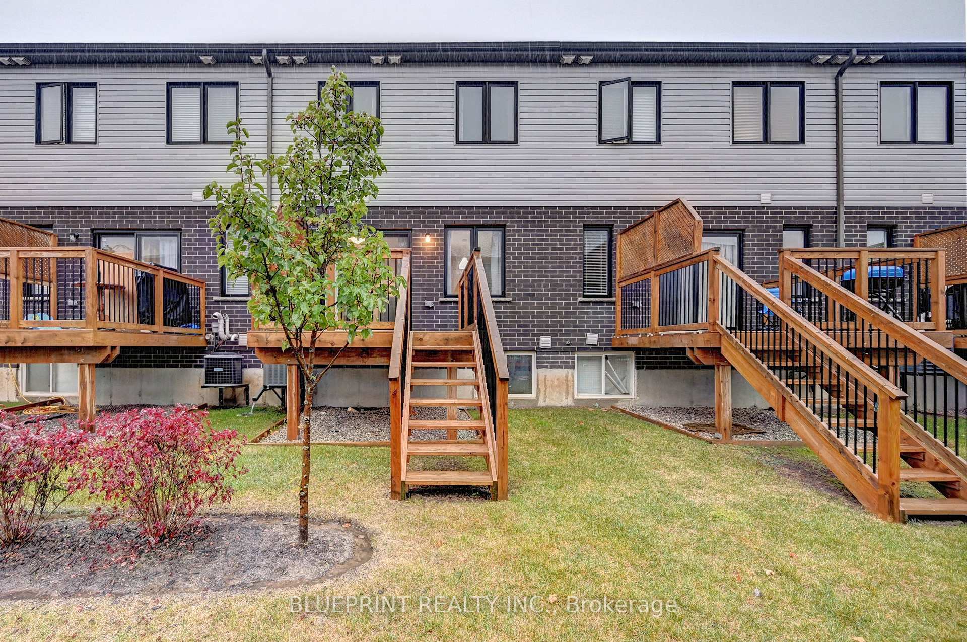 Photo 34 of 106 Woodedge Circle, Kitchener — HOMEH