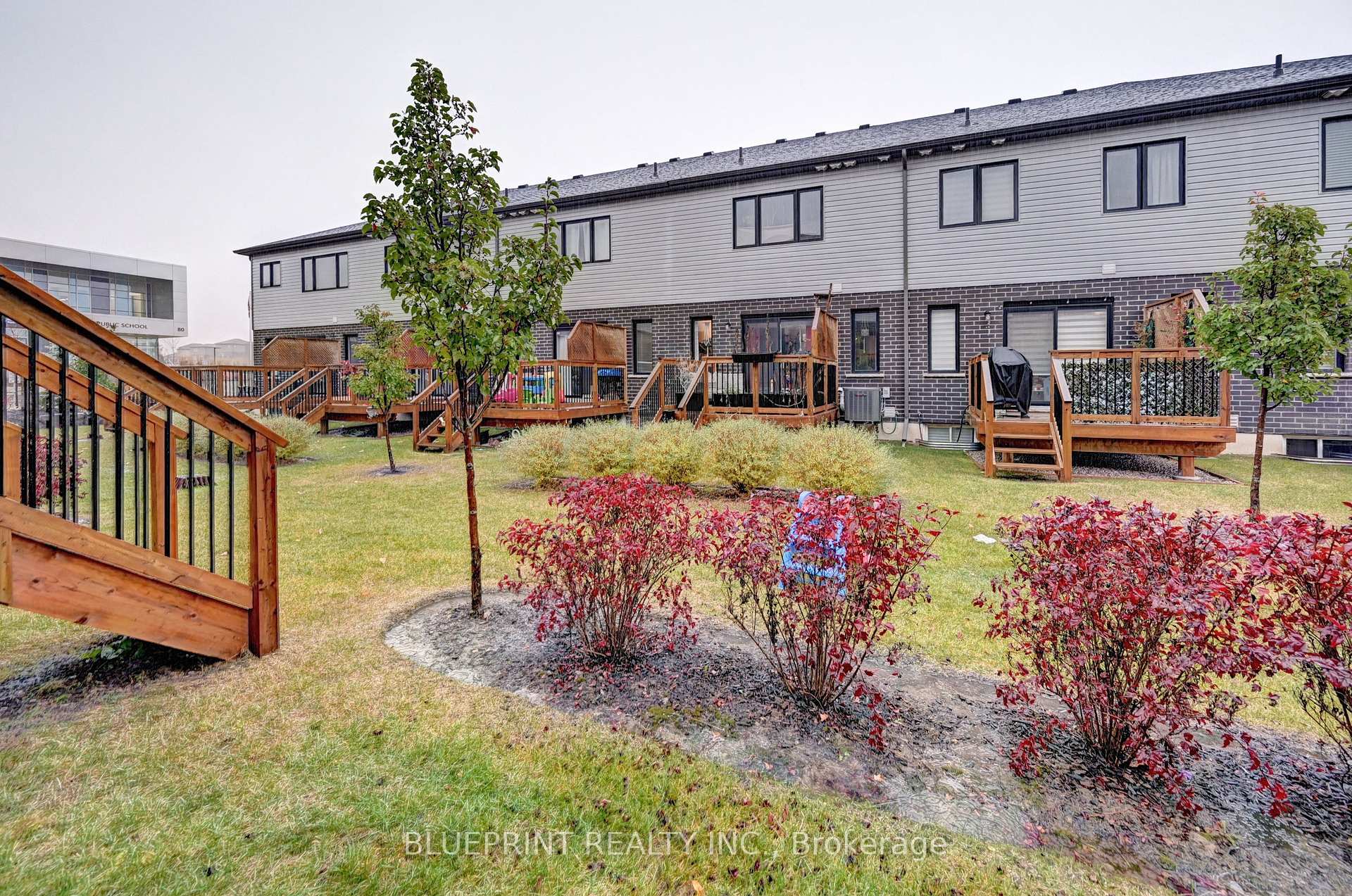 Photo 37 of 106 Woodedge Circle, Kitchener — HOMEH