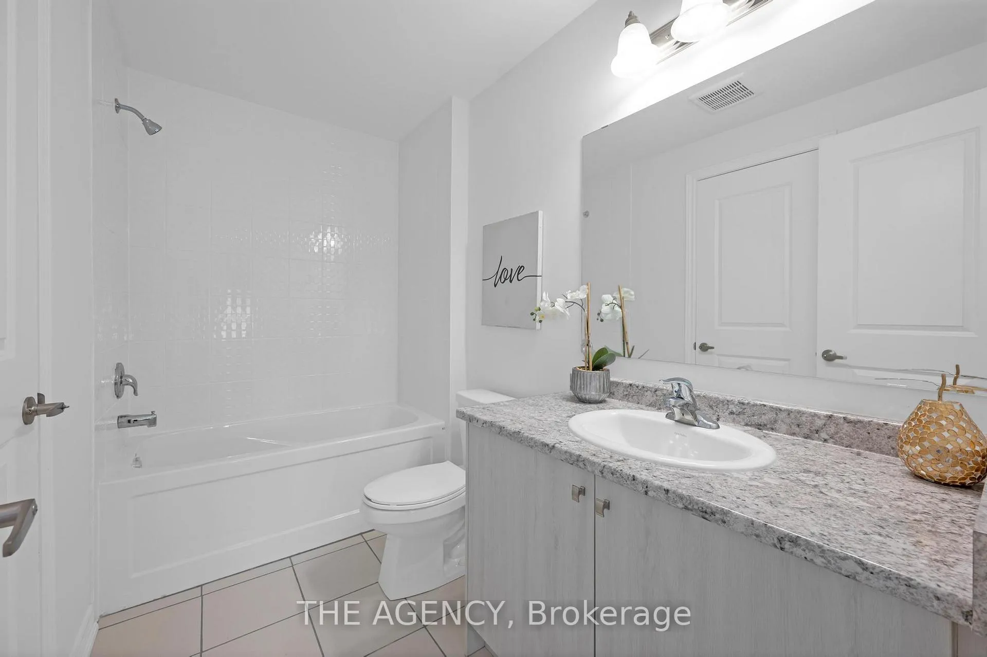 Photo 13 of 33 Bruce Boyd Drive, Markham, Cornell — HOMEH