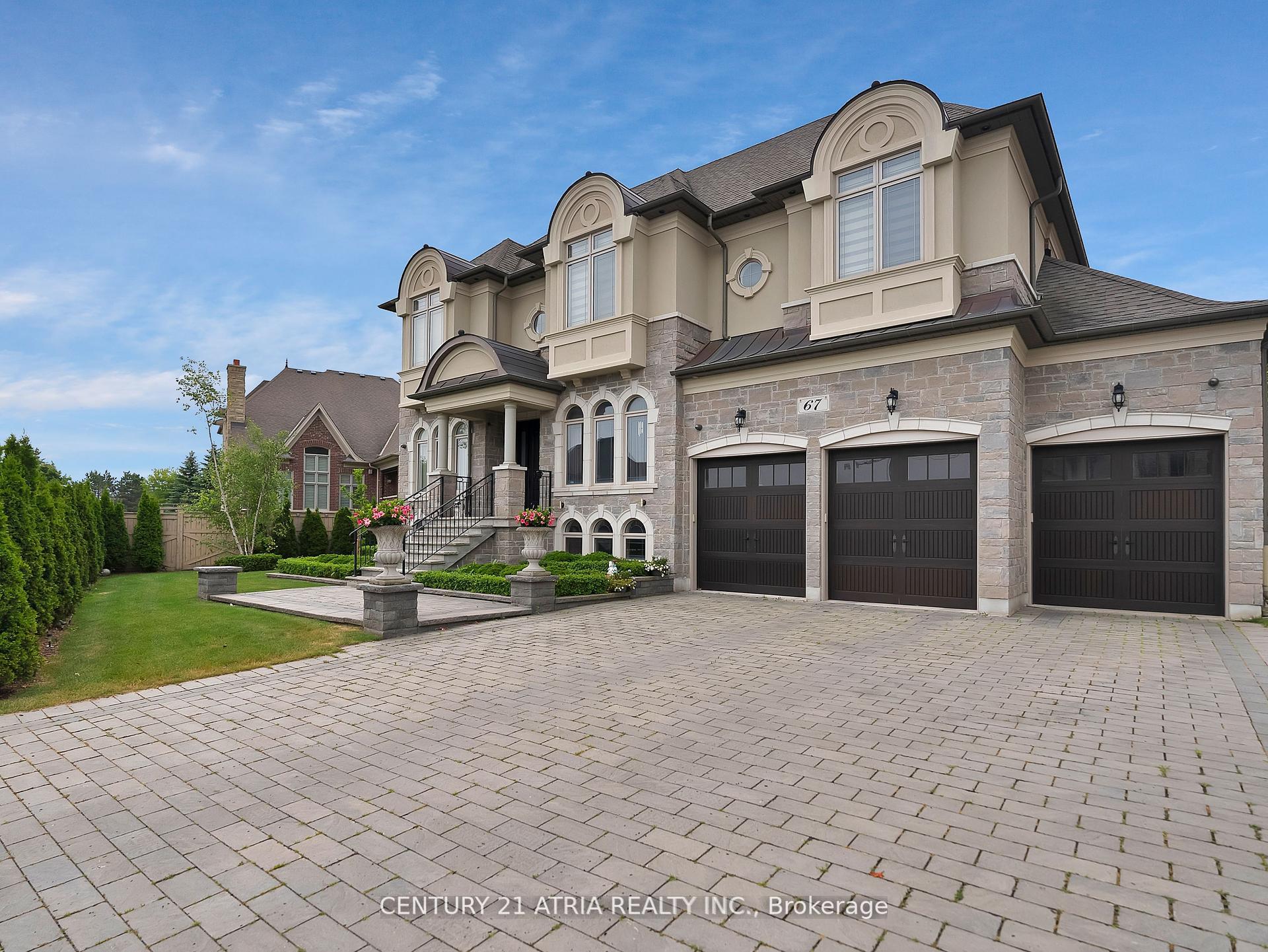 Photo 1 of 67 Langdon Drive, King, King City — HOMEH
