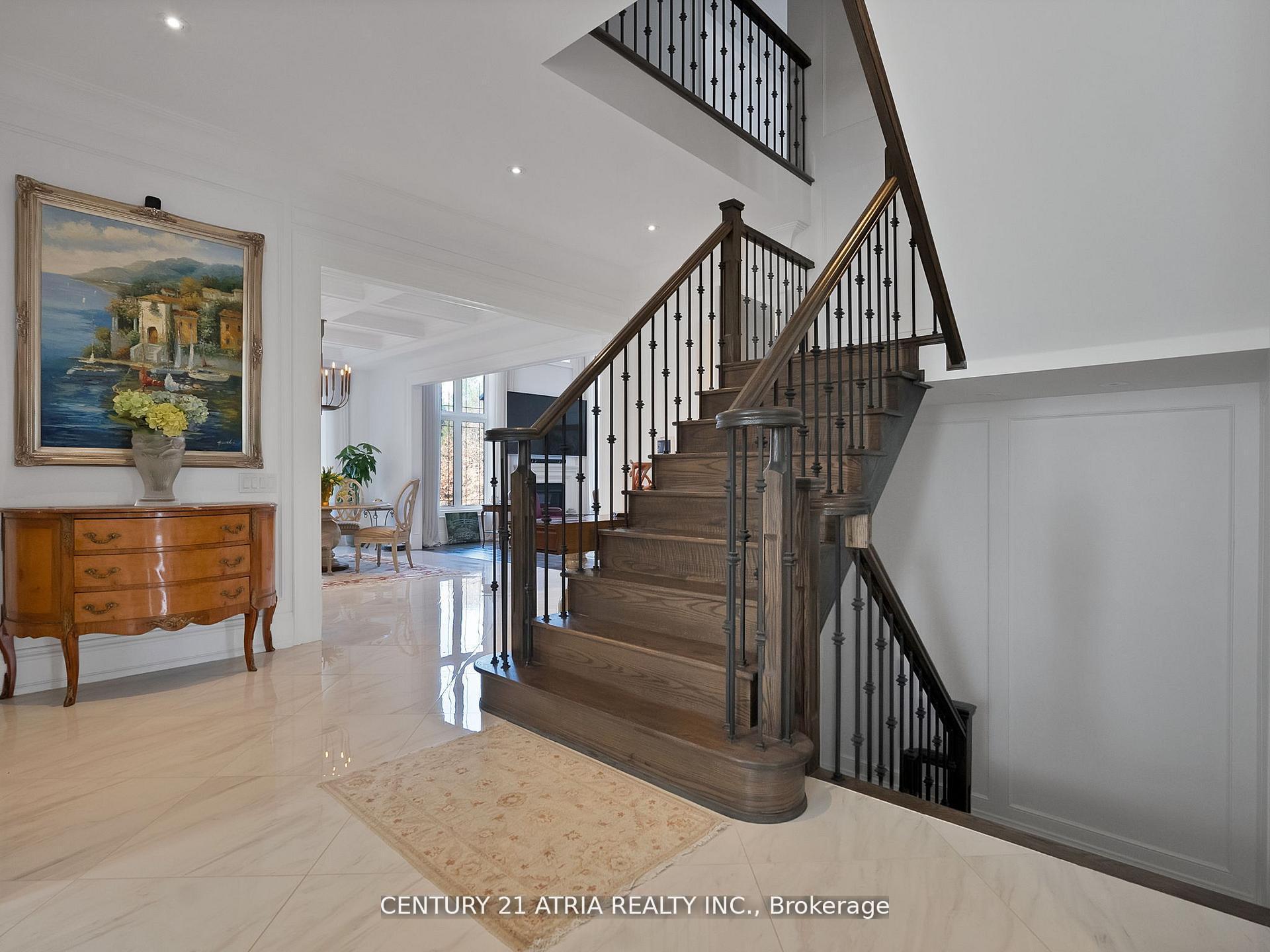 Photo 21 of 67 Langdon Drive, King, King City — HOMEH