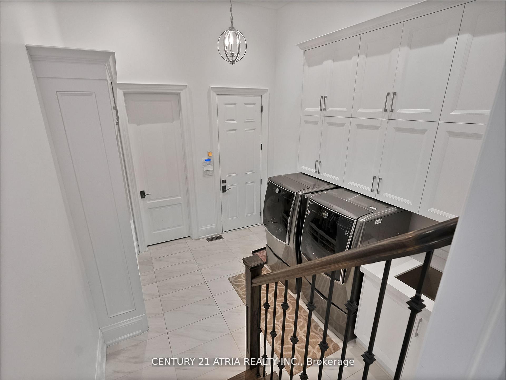 Photo 38 of 67 Langdon Drive, King, King City — HOMEH