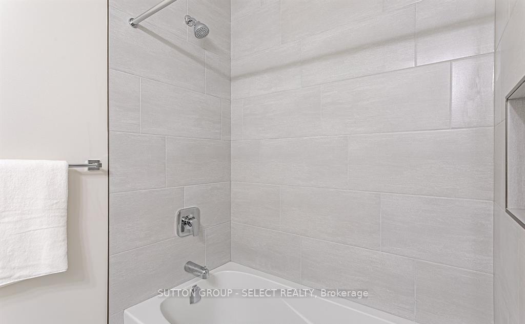 Photo 12 of Unit 19, 7966 Fallon Drive, Lucan Biddulph, Granton — HOMEH