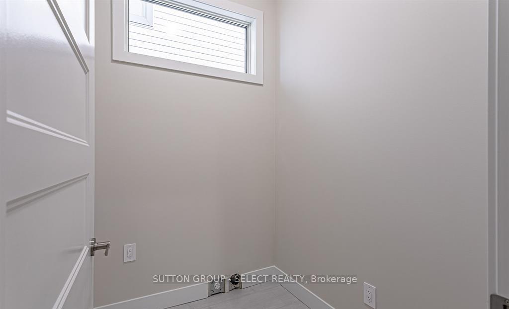 Photo 14 of Unit 19, 7966 Fallon Drive, Lucan Biddulph, Granton — HOMEH