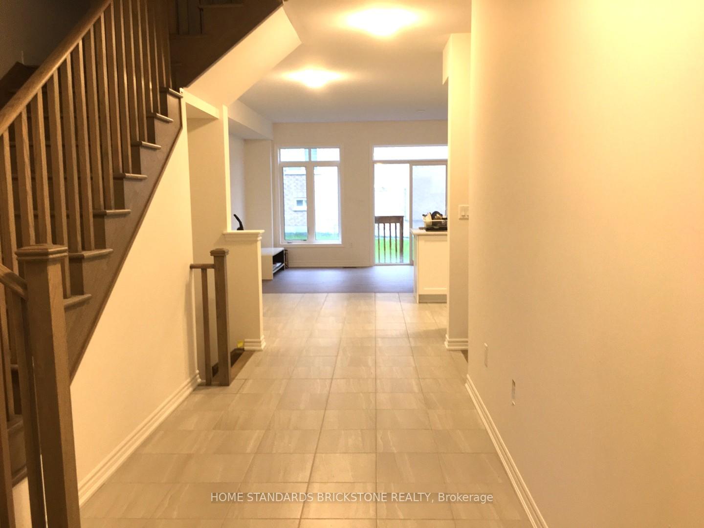 Photo 2 of 2225 Grainger Loop, Innisfil, Alcona — HOMEH