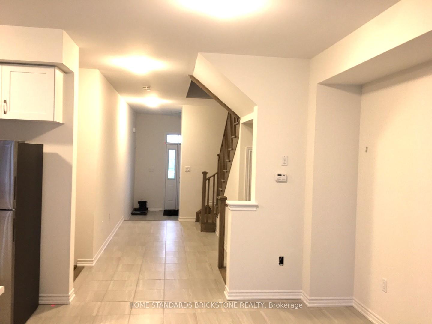 Photo 3 of 2225 Grainger Loop, Innisfil, Alcona — HOMEH